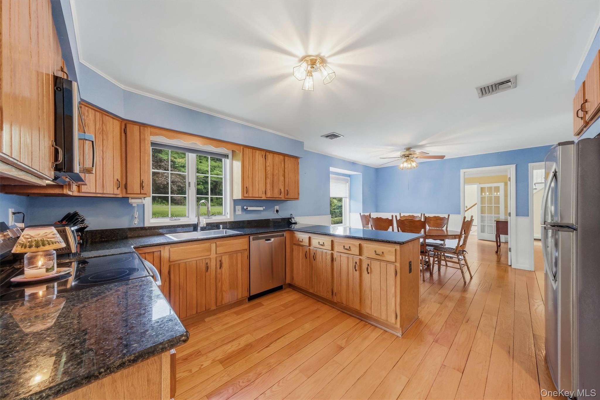 214 W Mombasha Road – For Sale photo 14