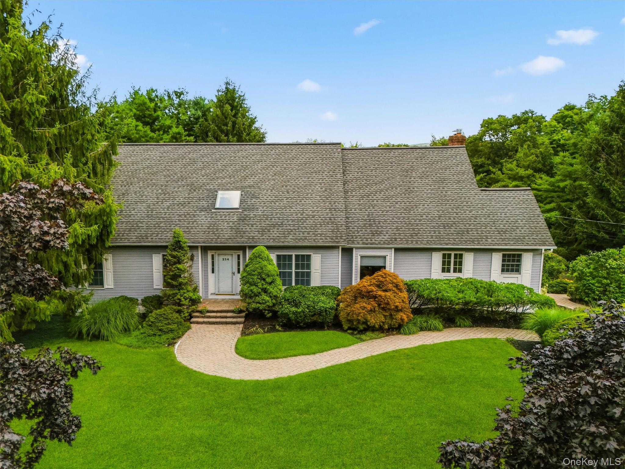 214 W Mombasha Road – For Sale photo 6