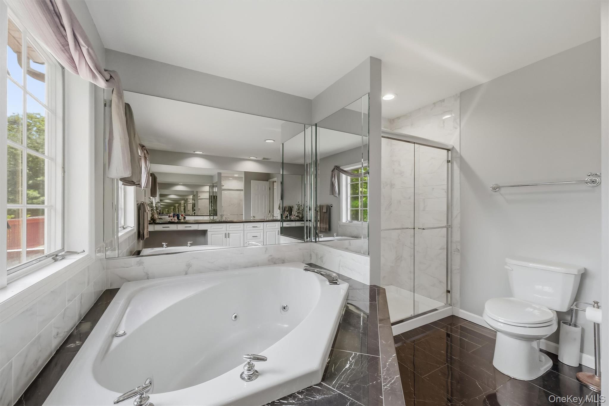 214 W Mombasha Road – For Sale photo 23