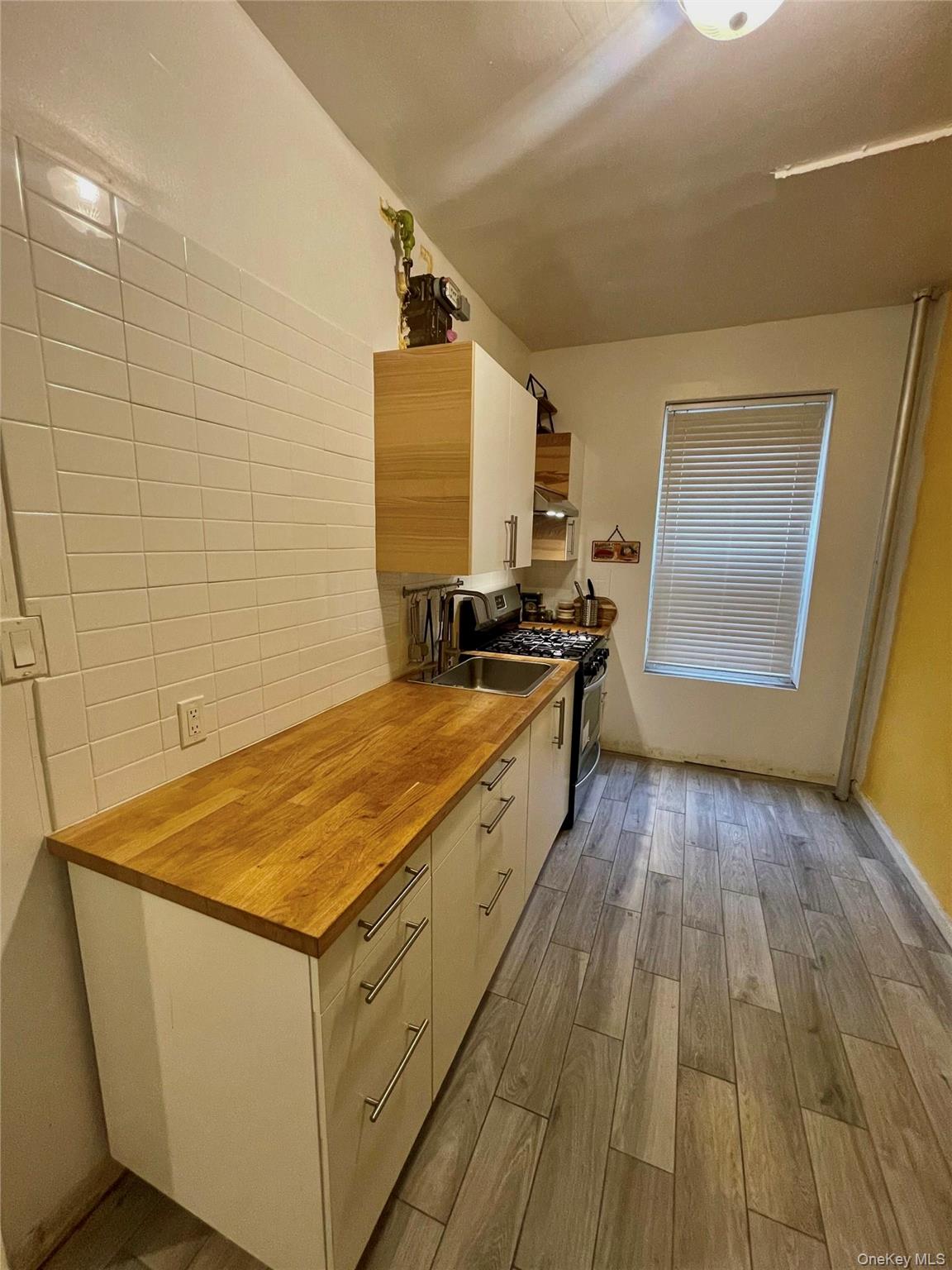 2015 Southern Boulevard, Unit #6D photo 6