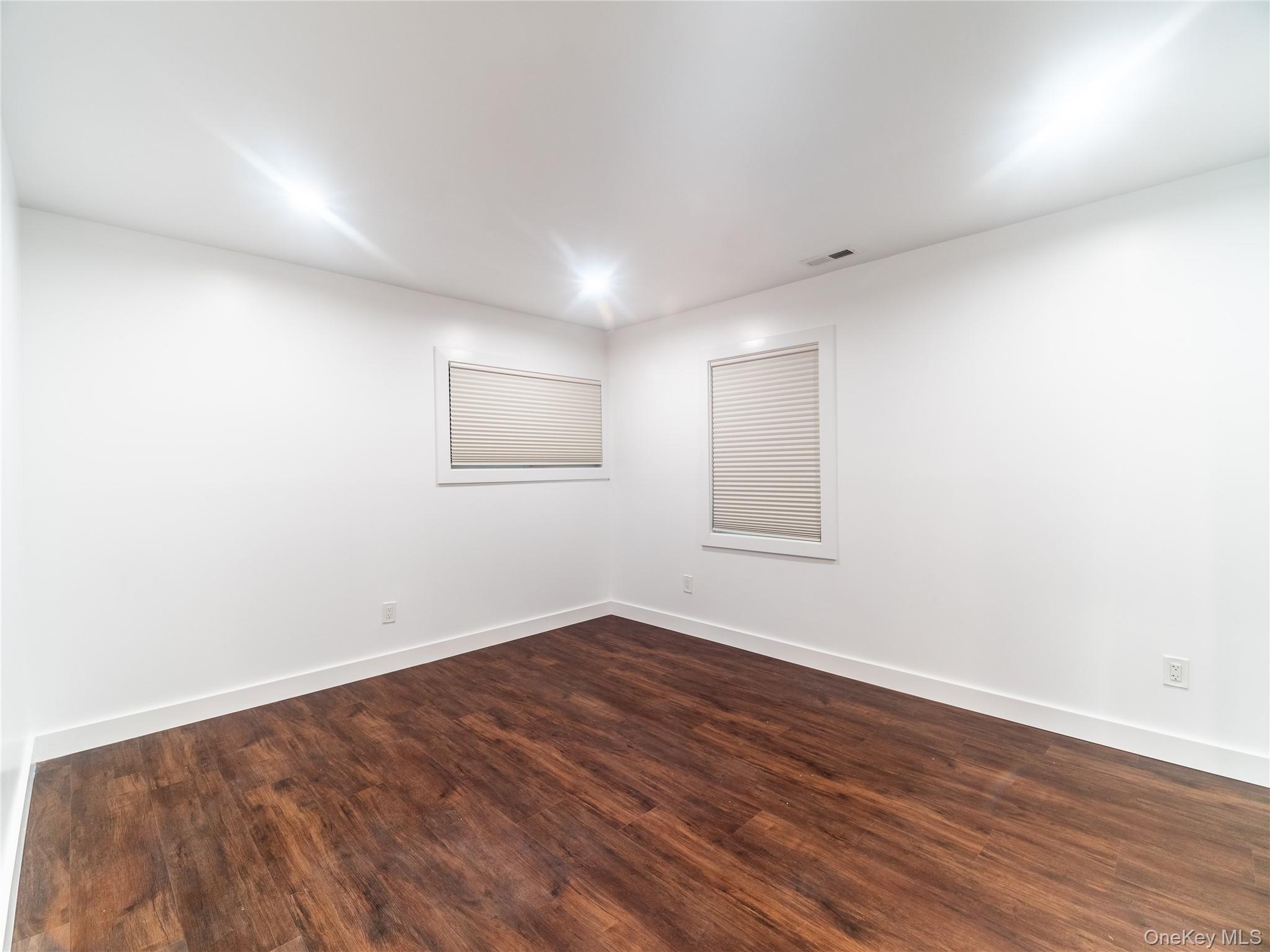 713 Westchester Avenue – For Sale photo 6