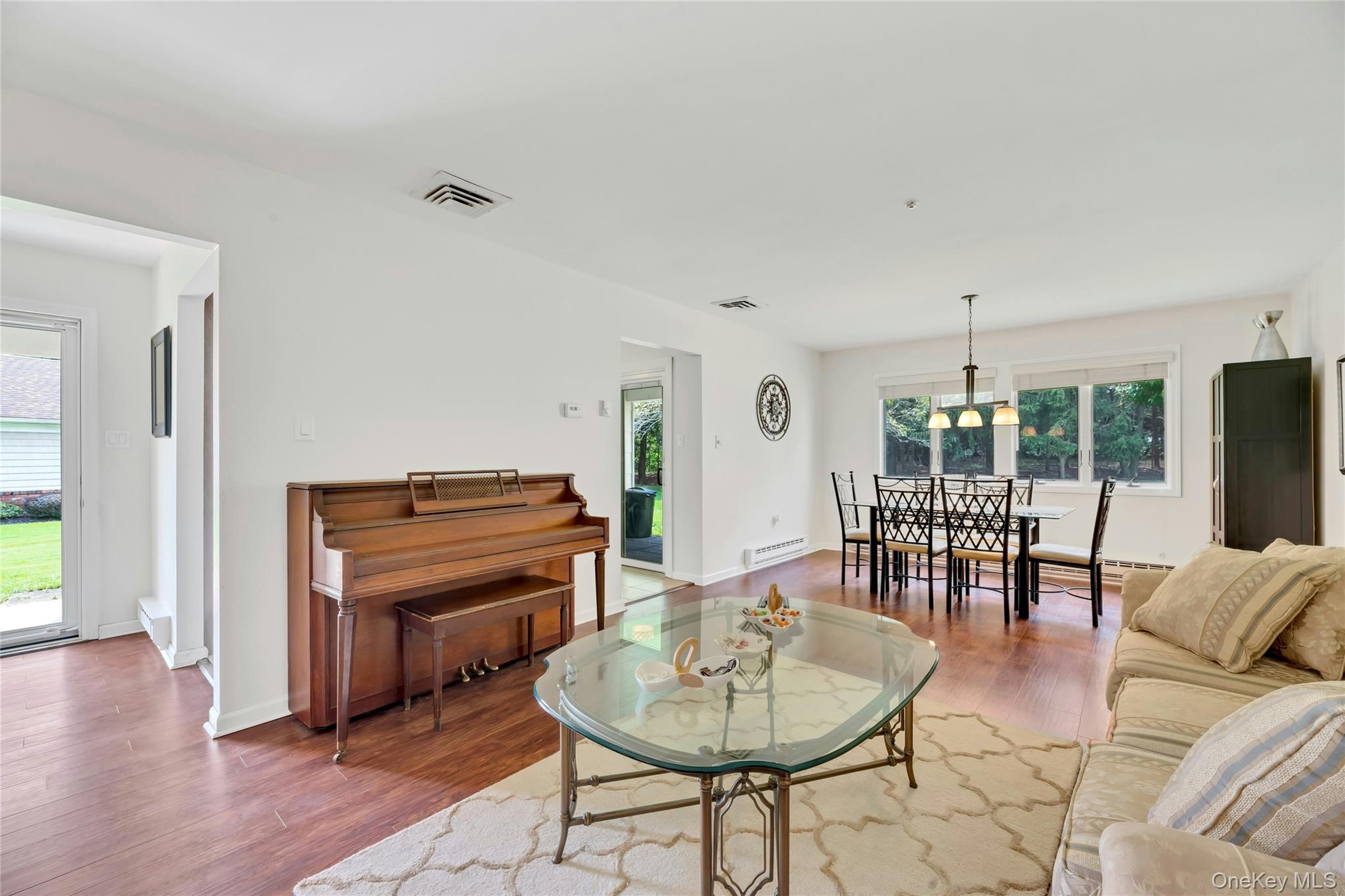62 Hearthside Drive – For Sale photo 8