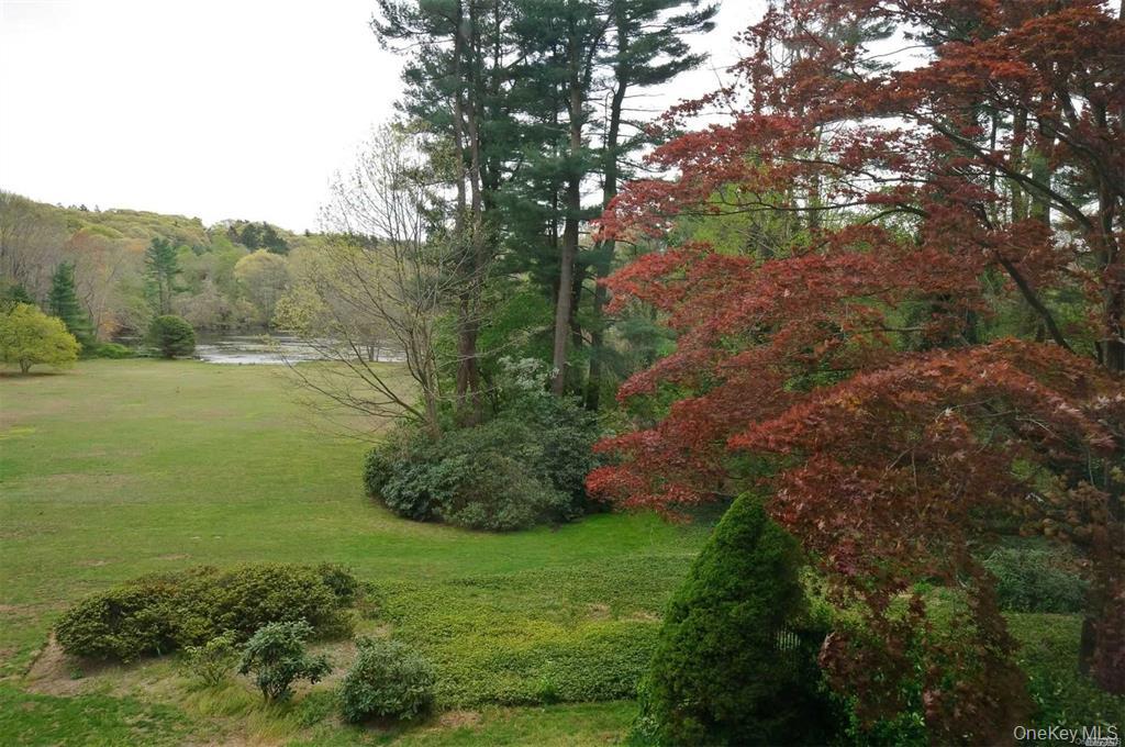 450 Oyster Bay Road – For Sale photo 25