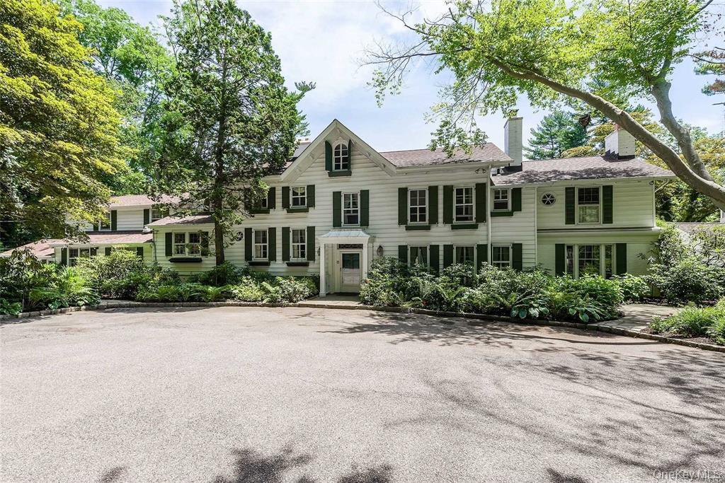 450 Oyster Bay Road – For Sale