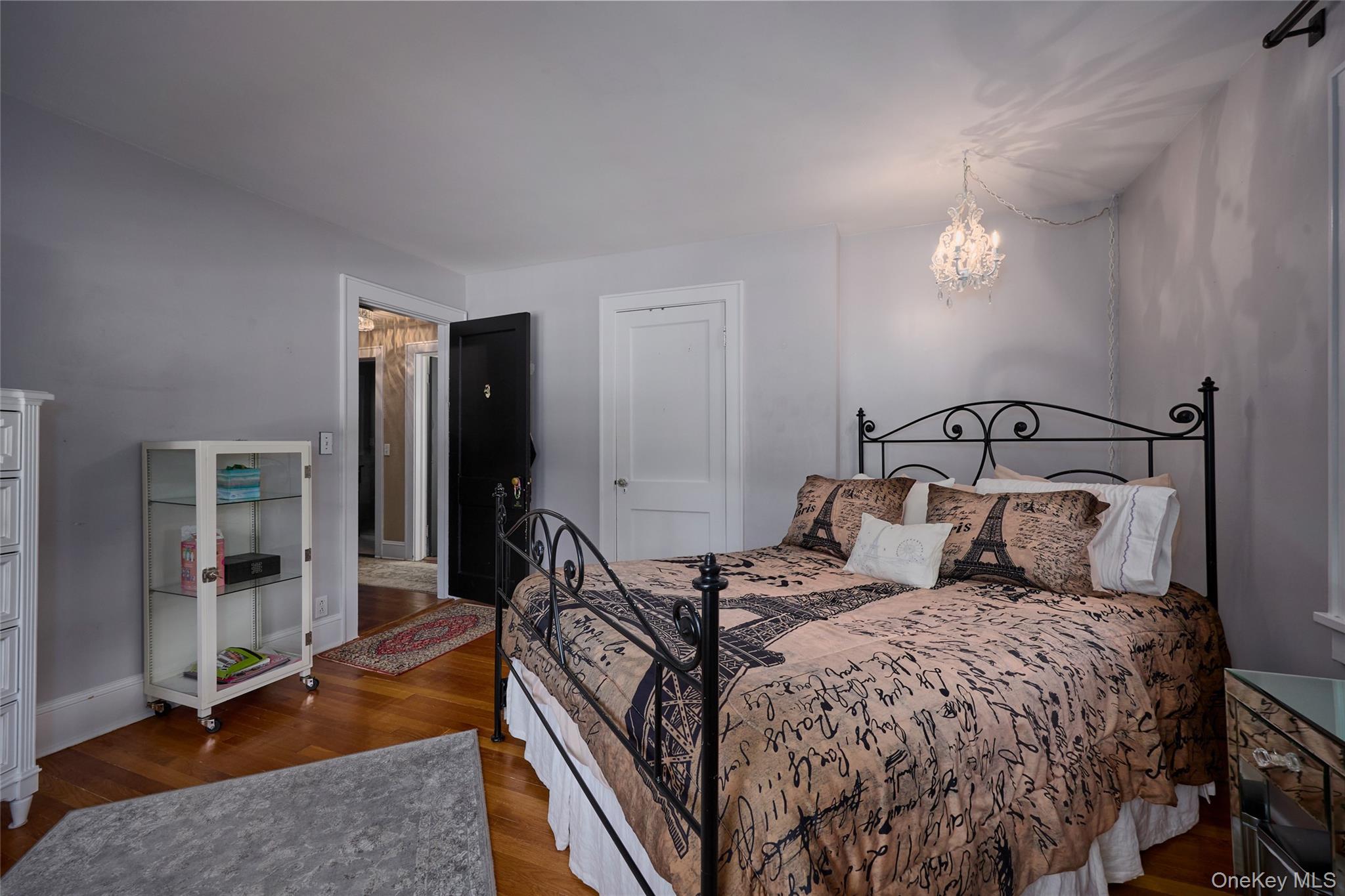 22 Hillside Avenue – For Sale photo 26