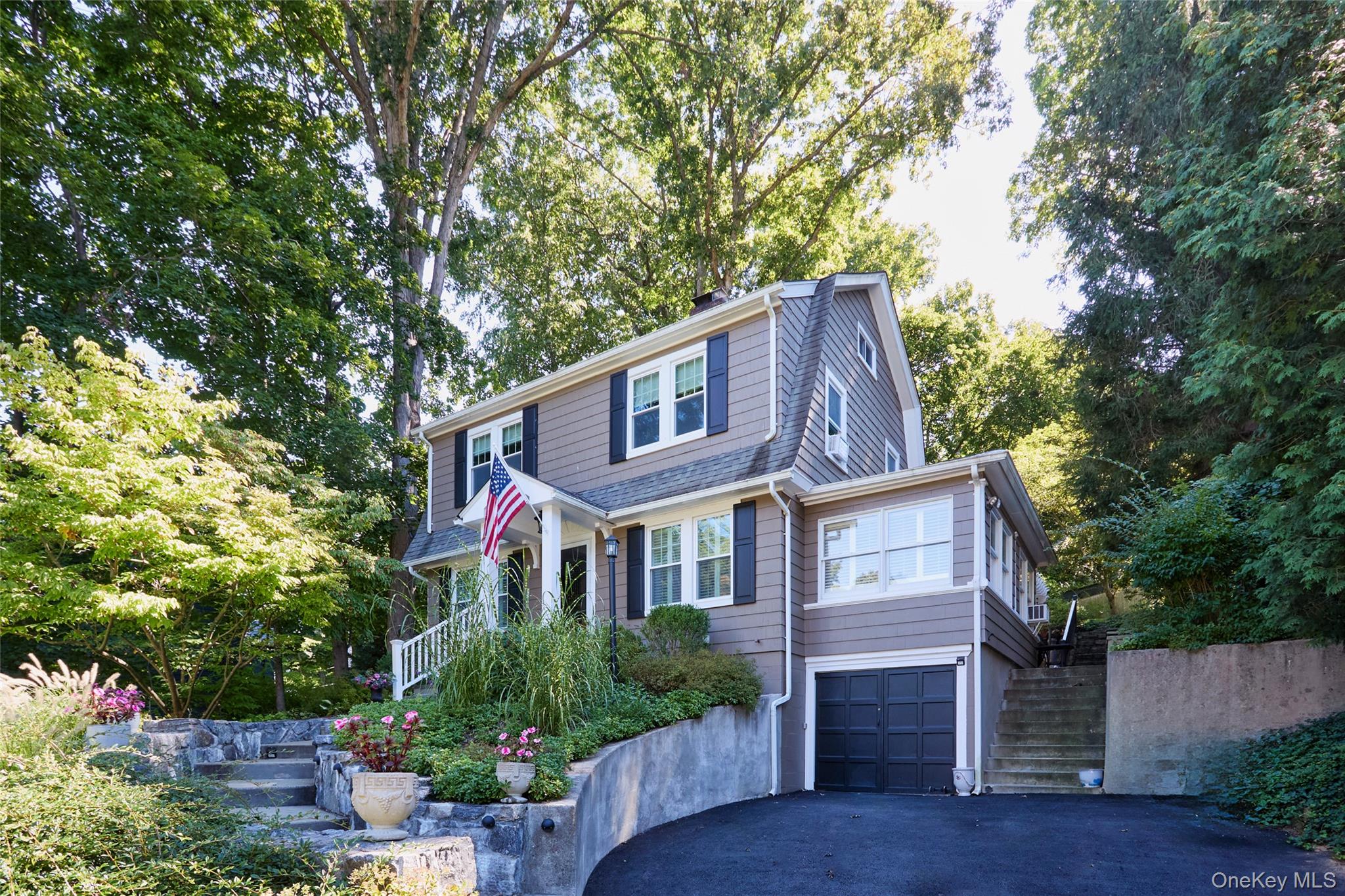 22 Hillside Avenue – For Sale photo 3