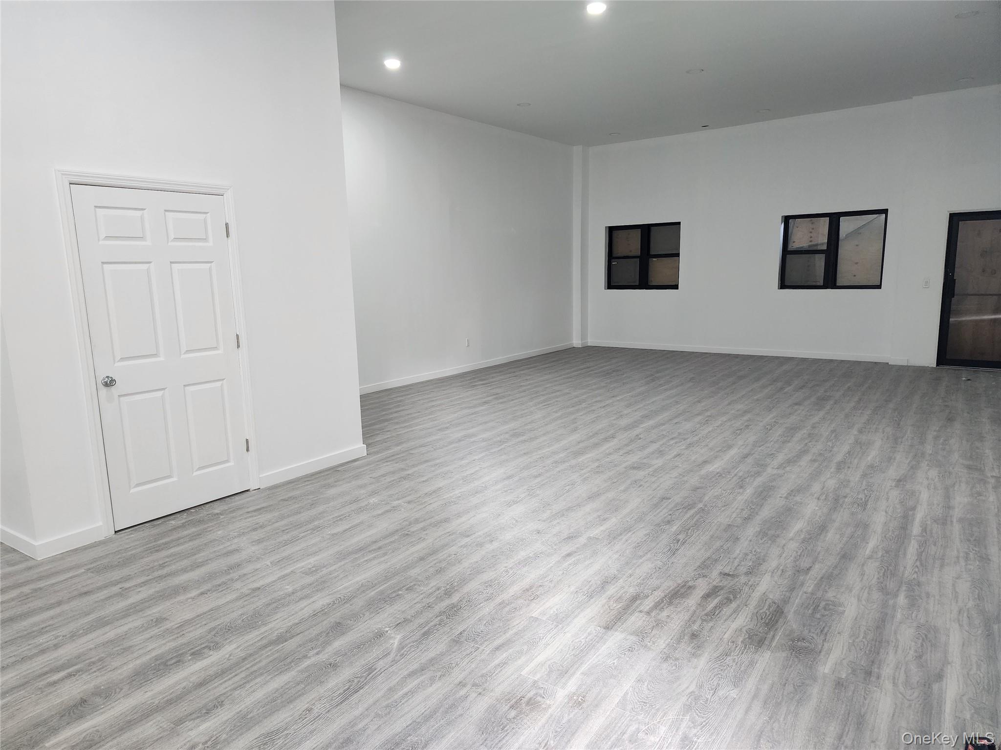 2901 Tilden Avenue, Unit 10 photo 2