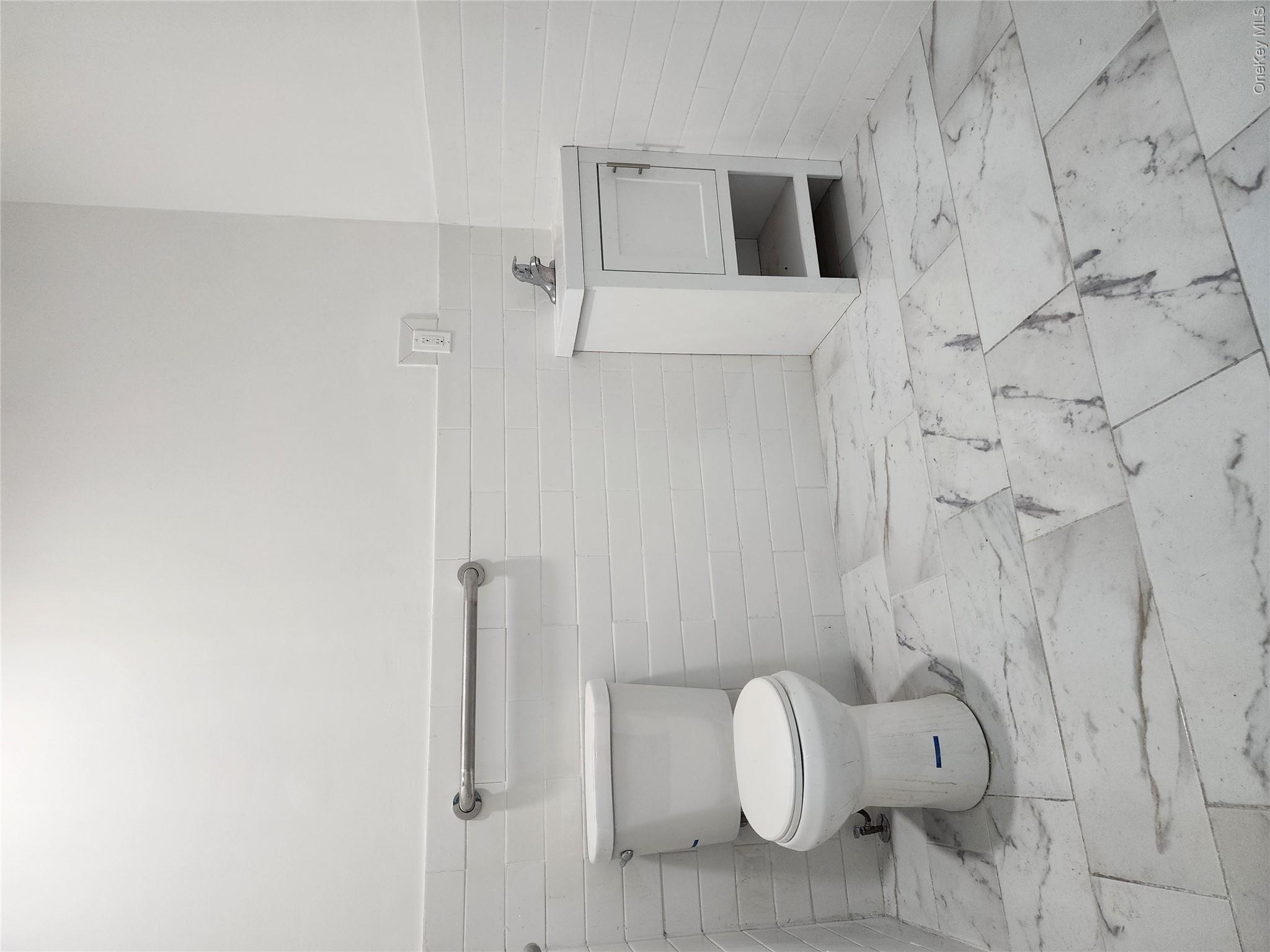 2901 Tilden Avenue, Unit 10 photo 6
