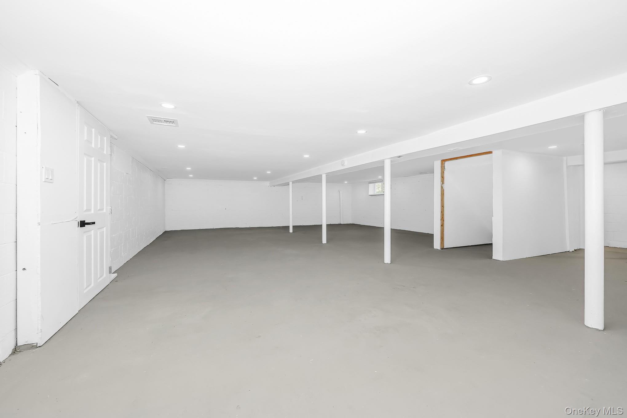 48 Joan Avenue – For Sale photo 33