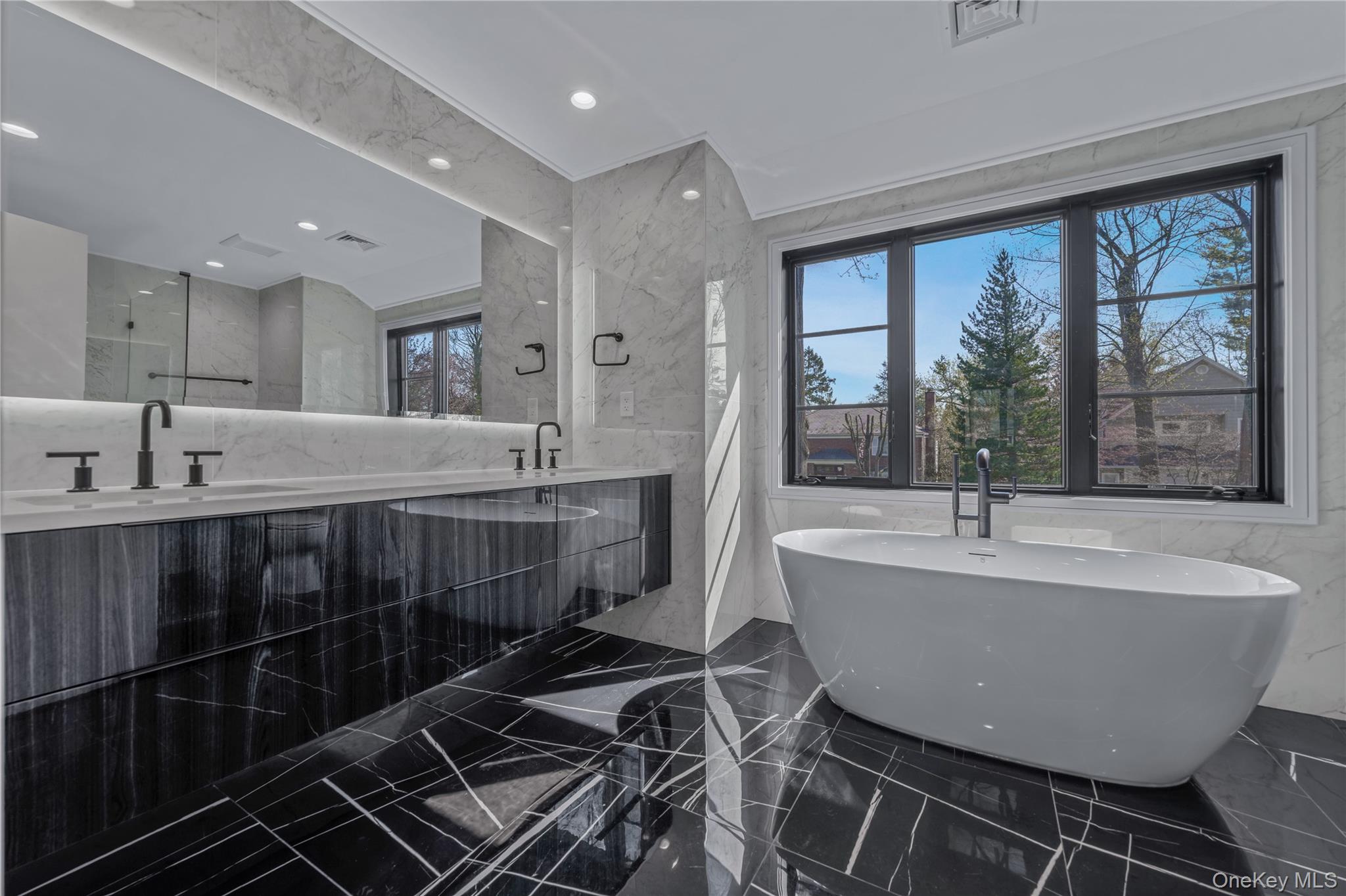 22 Old Field Lane – For Sale photo 18