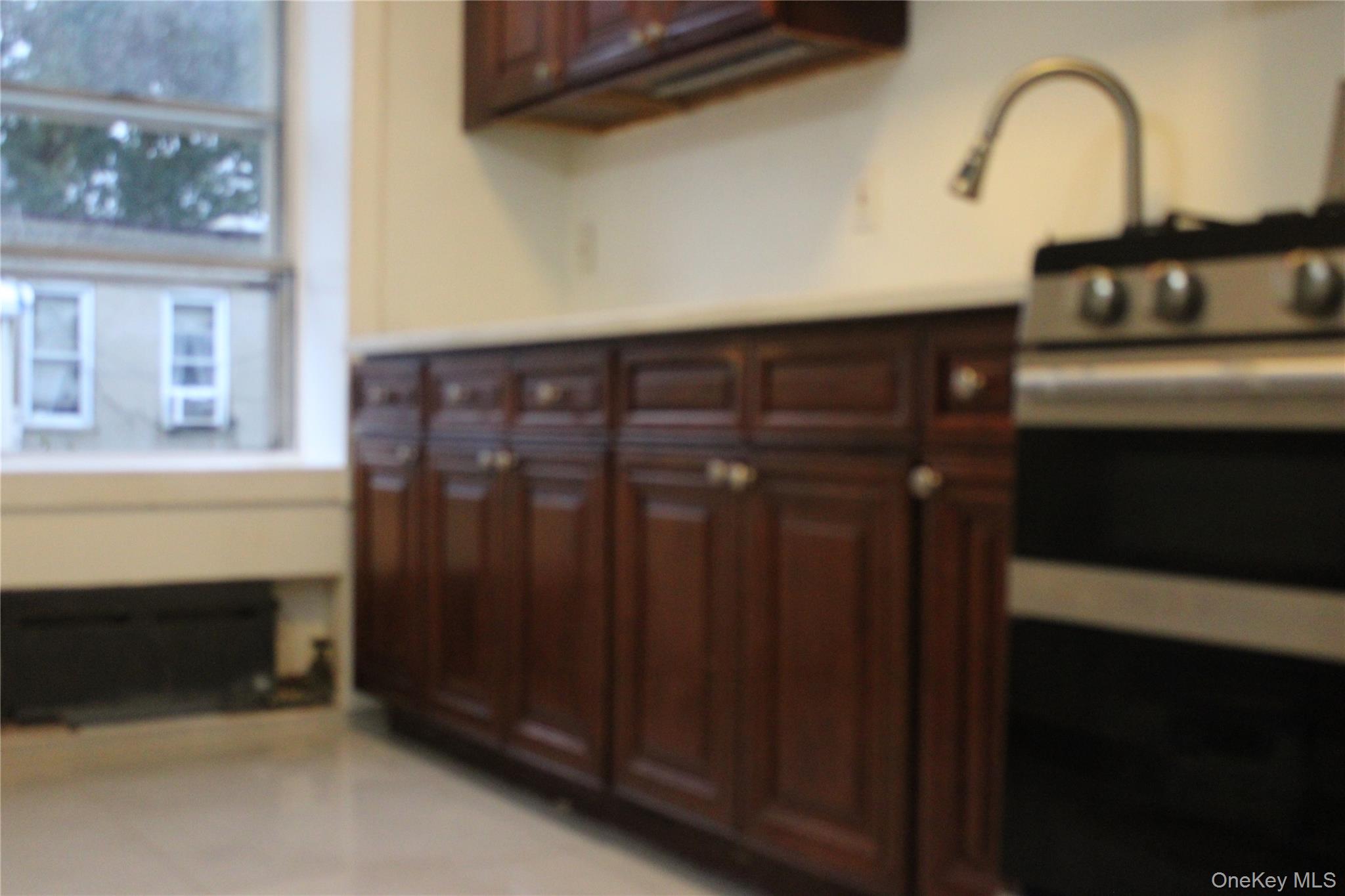 195 Autumn Avenue – For Rent photo 4