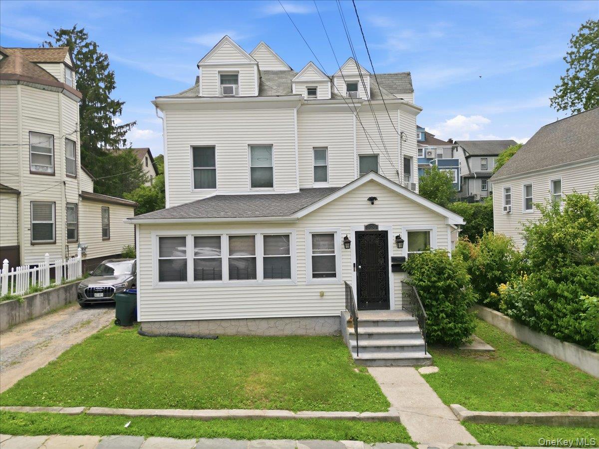 320 Highland Avenue – For Sale