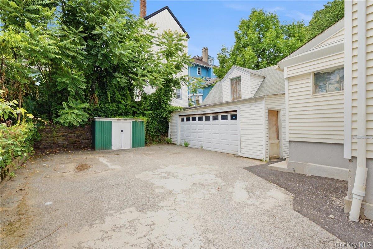 320 Highland Avenue – For Sale photo 3