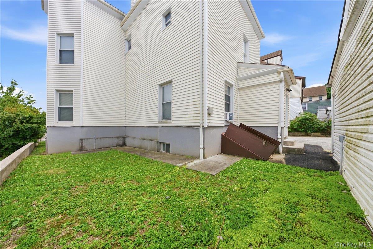 320 Highland Avenue – For Sale photo 4