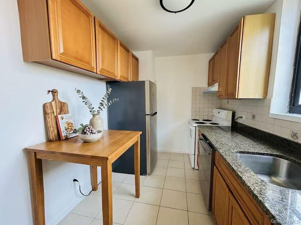 138-35 elder ave., Unit #9DA photo 11
