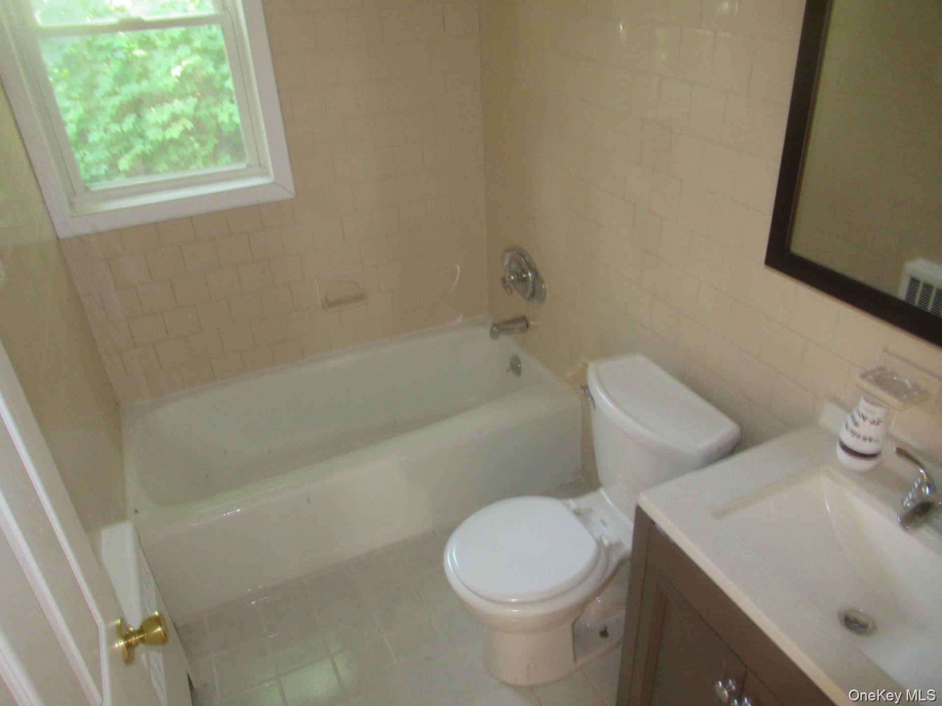 33 Meadow Avenue – For Sale photo 19
