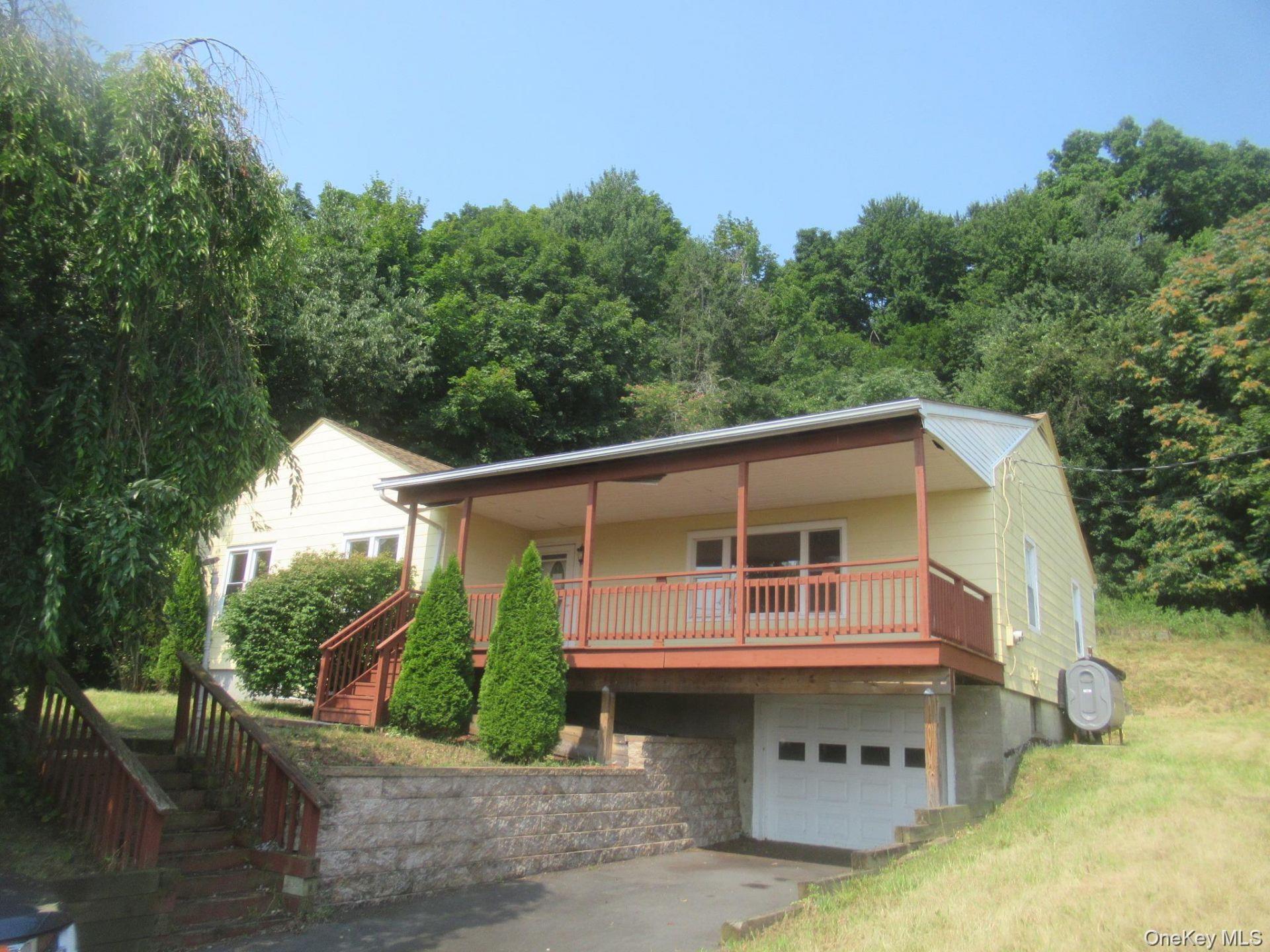 33 Meadow Avenue – For Sale photo 2