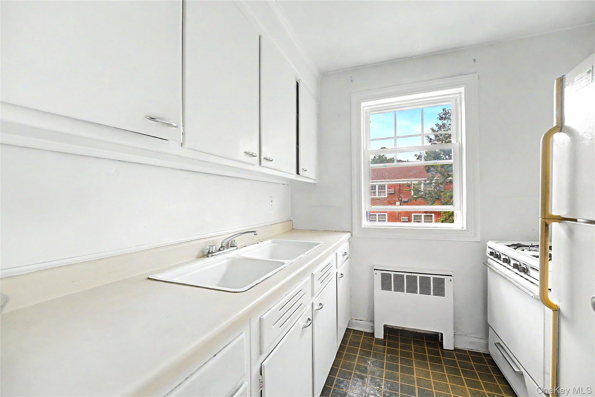 22637 Union Turnpike, Unit B photo 9