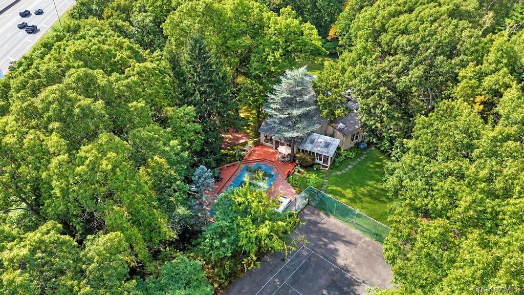 28 Penn Drive – For Sale photo 3