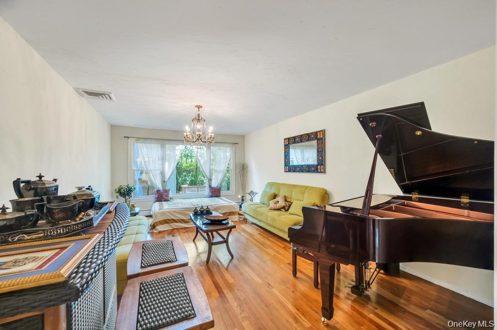 28 Penn Drive – For Sale photo 15