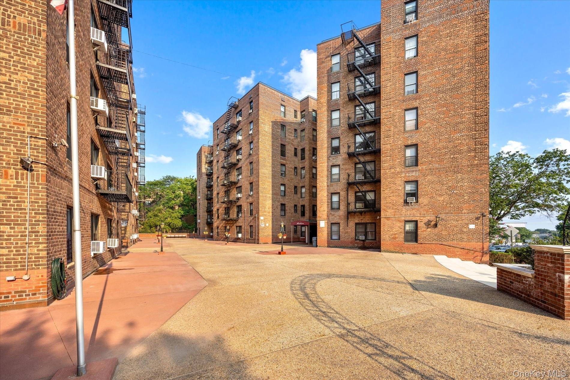83-77 Woodhaven Boulevard, Unit 3F photo 13