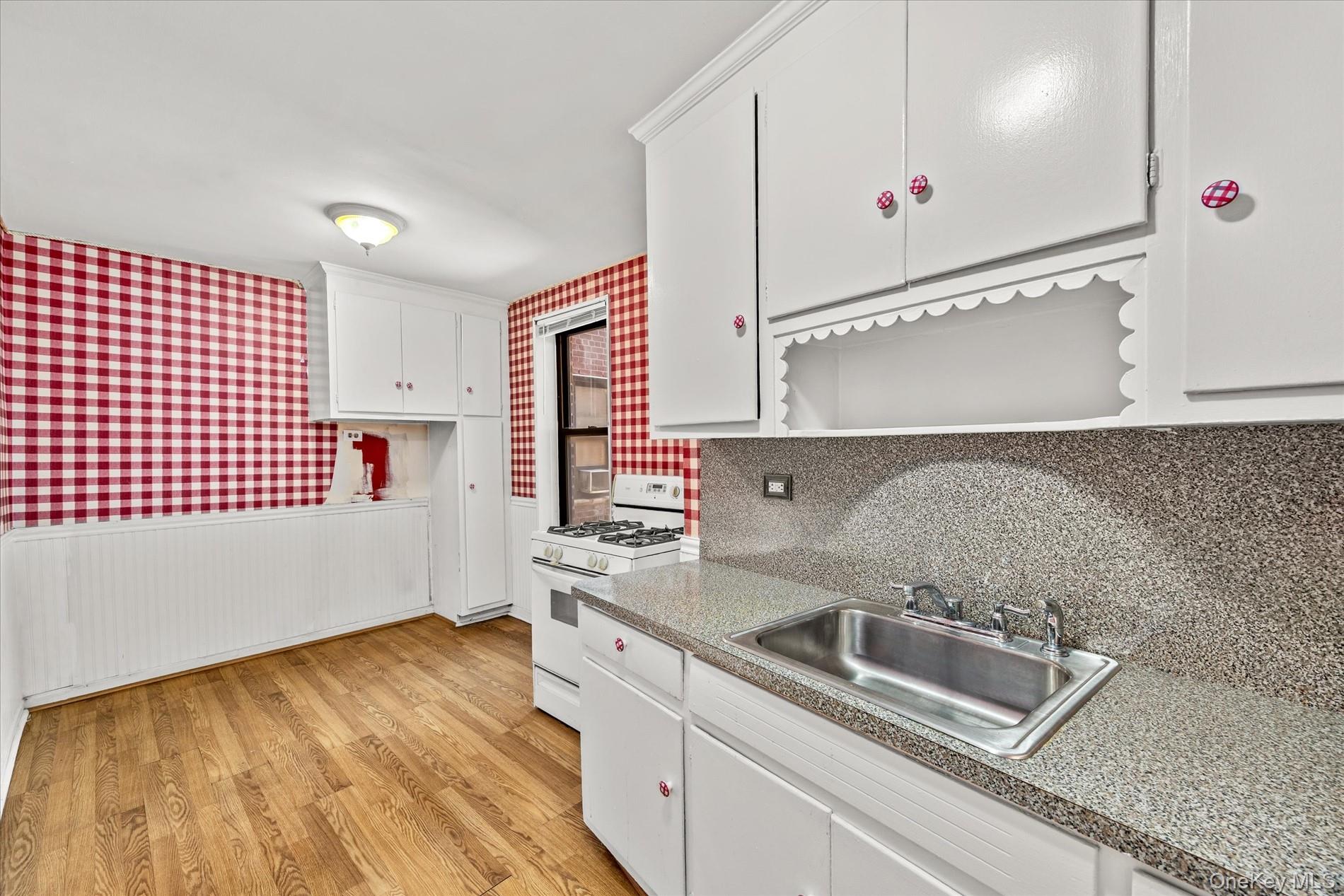 83-77 Woodhaven Boulevard, Unit 3F photo 5