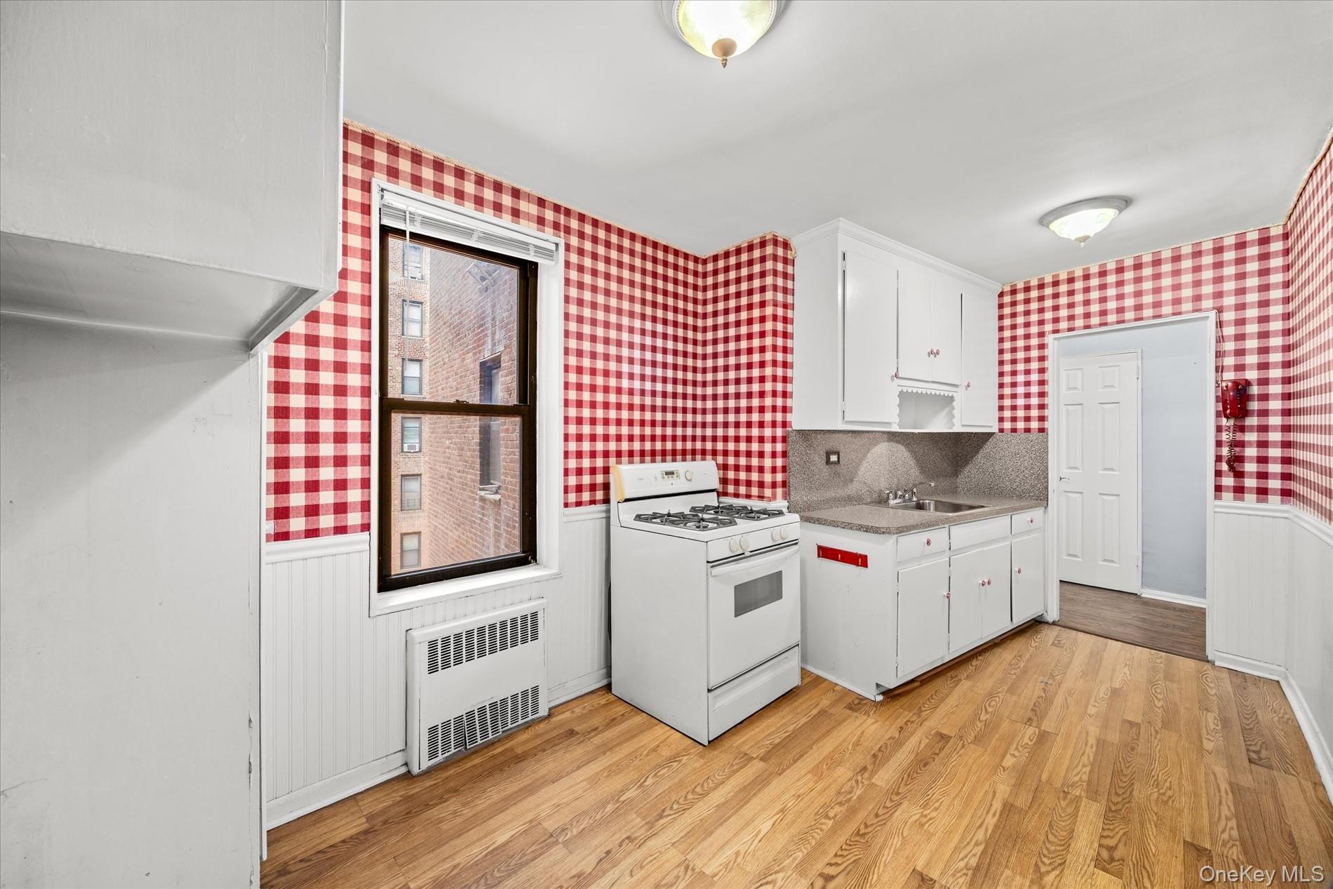 83-77 Woodhaven Boulevard, Unit 3F photo 6