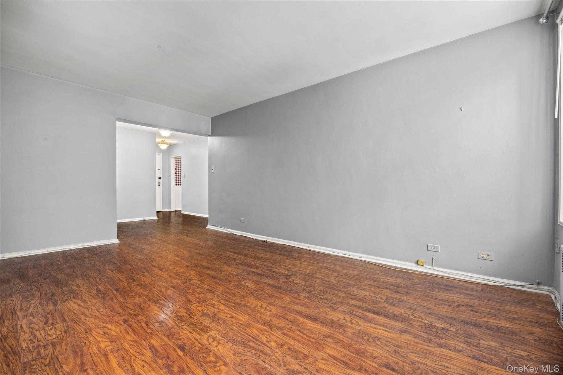 83-77 Woodhaven Boulevard, Unit 3F photo 3