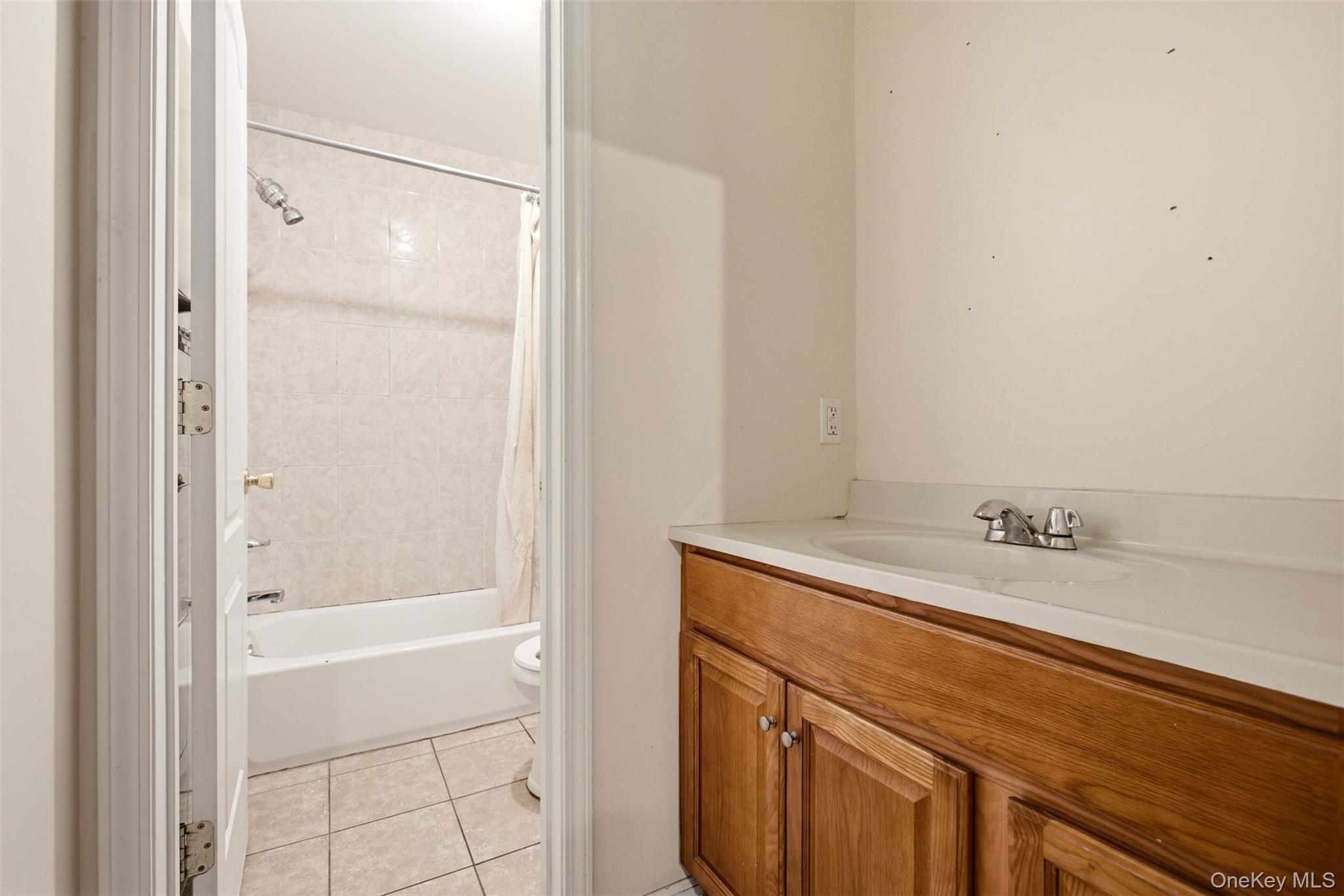 16 Elm Street, Unit 301 photo 17