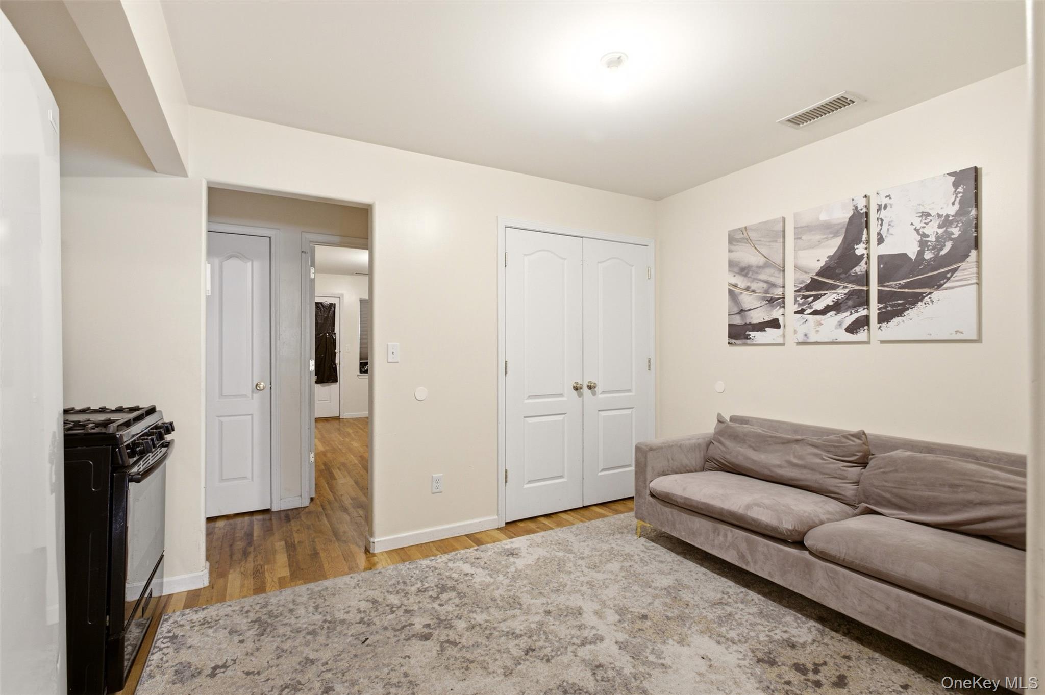 16 Elm Street, Unit 301 photo 15