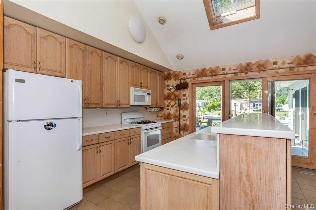 18 Tarpon Road – For Rent photo 9