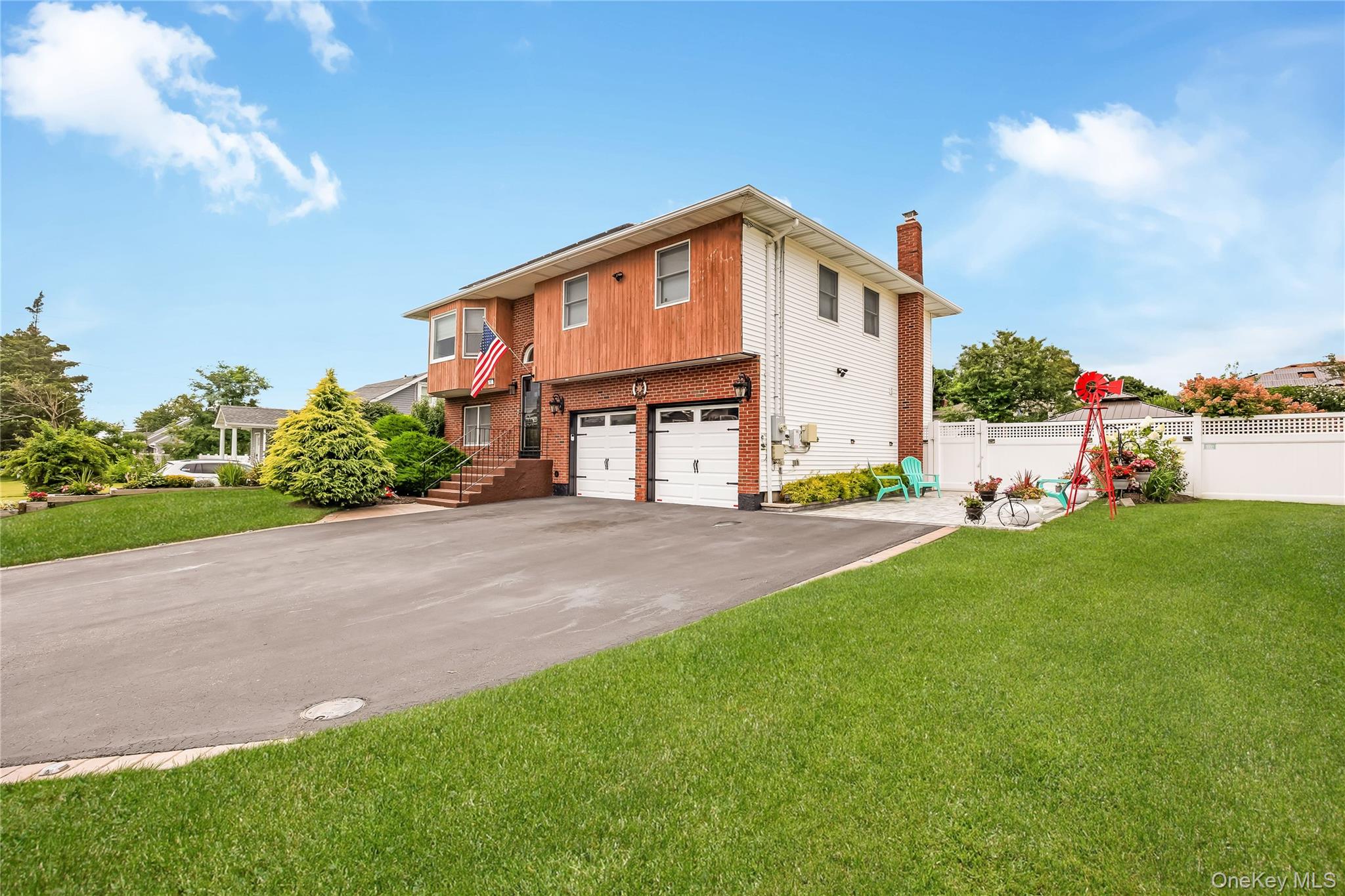 17 E Lincoln Avenue – For Sale photo 3