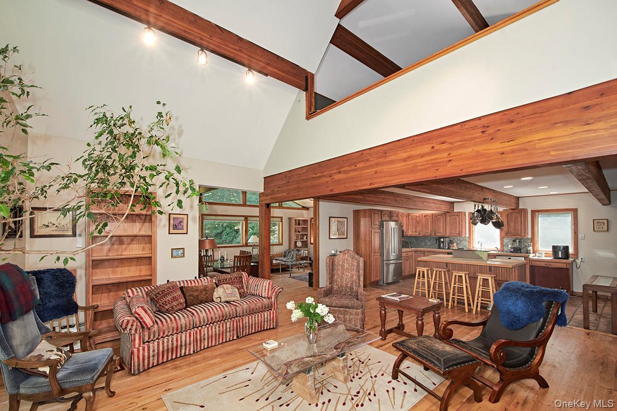 3 Little Lake Ridge – For Sale photo 9