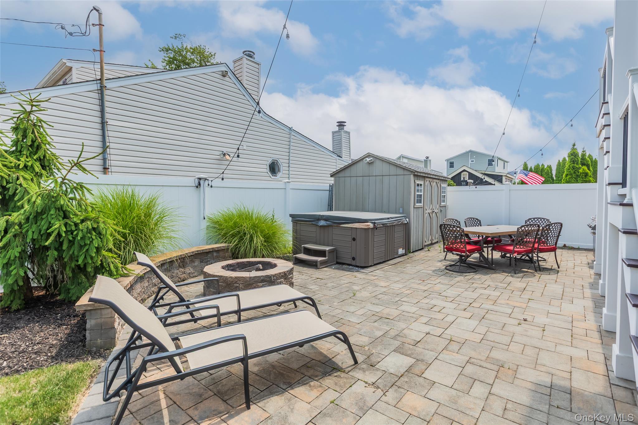 401 Little East Neck Road S – For Sale photo 30