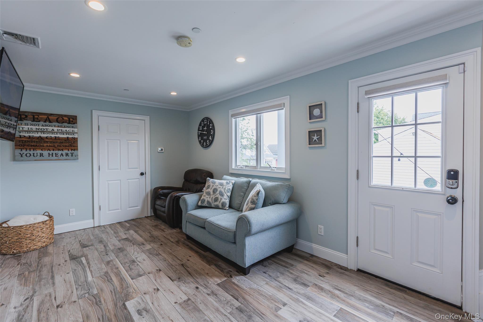 401 Little East Neck Road S – For Sale photo 19