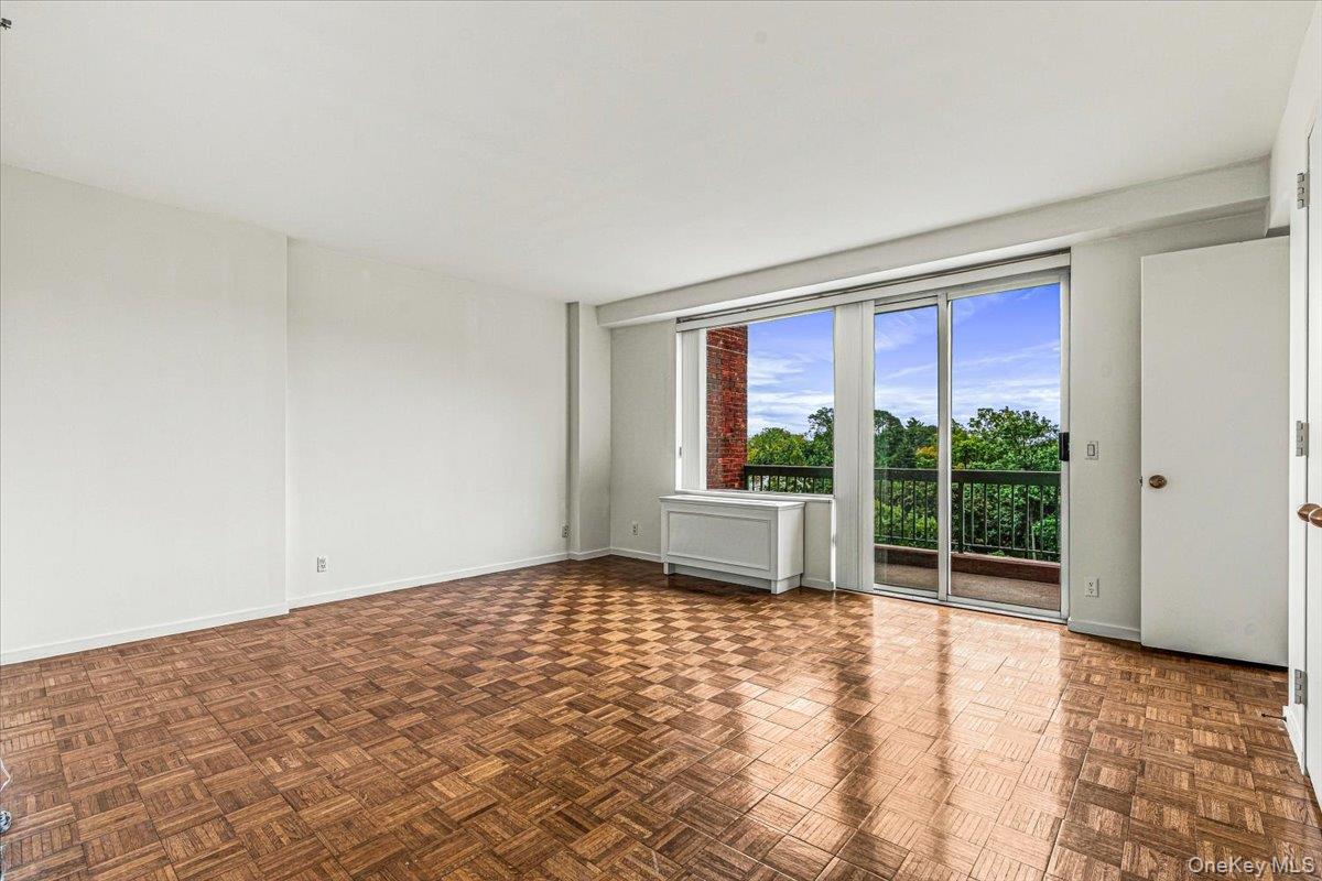 100 Hilton Avenue, Unit 707 photo 11