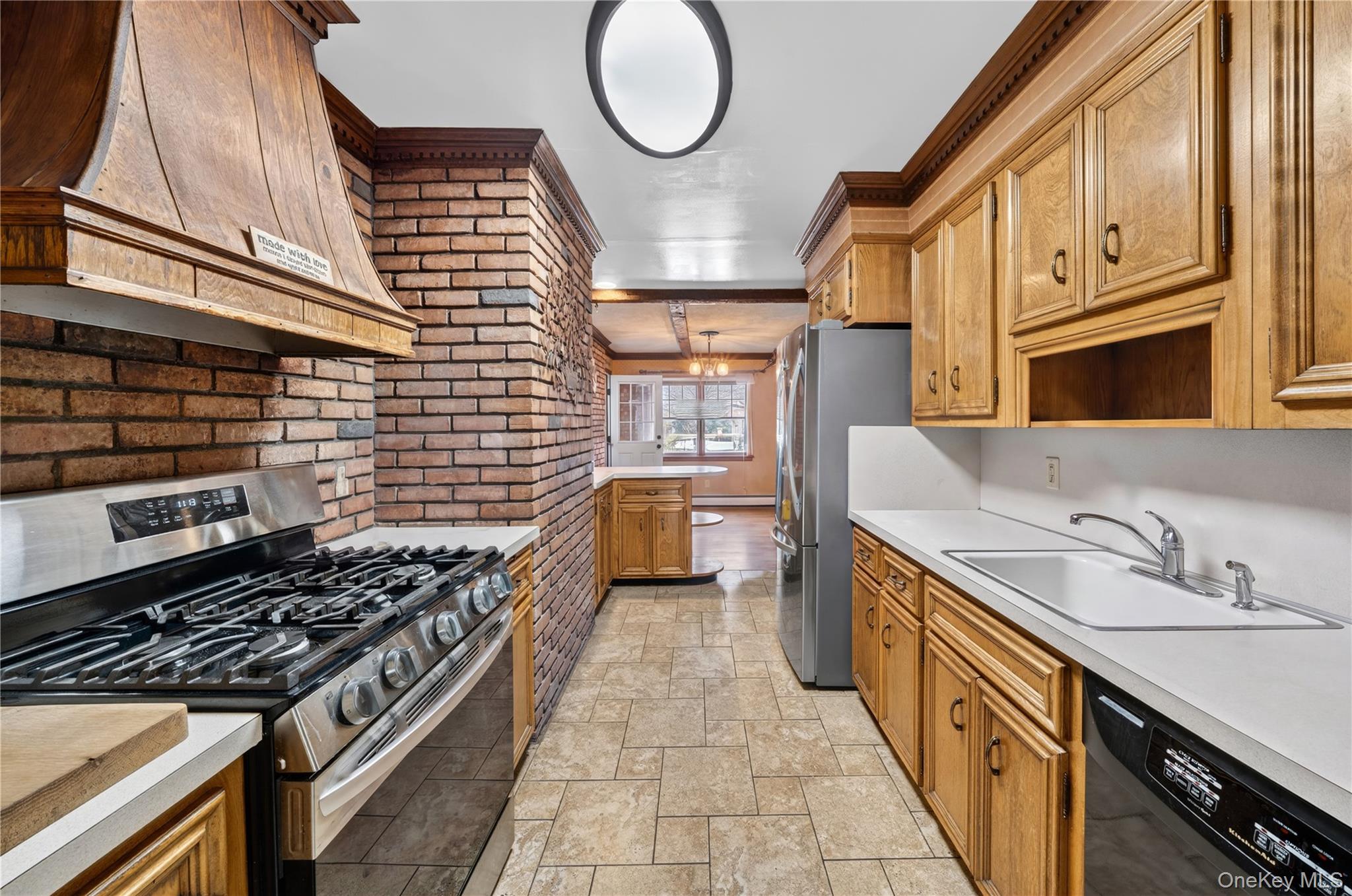 240 Pearl Street – For Sale photo 5