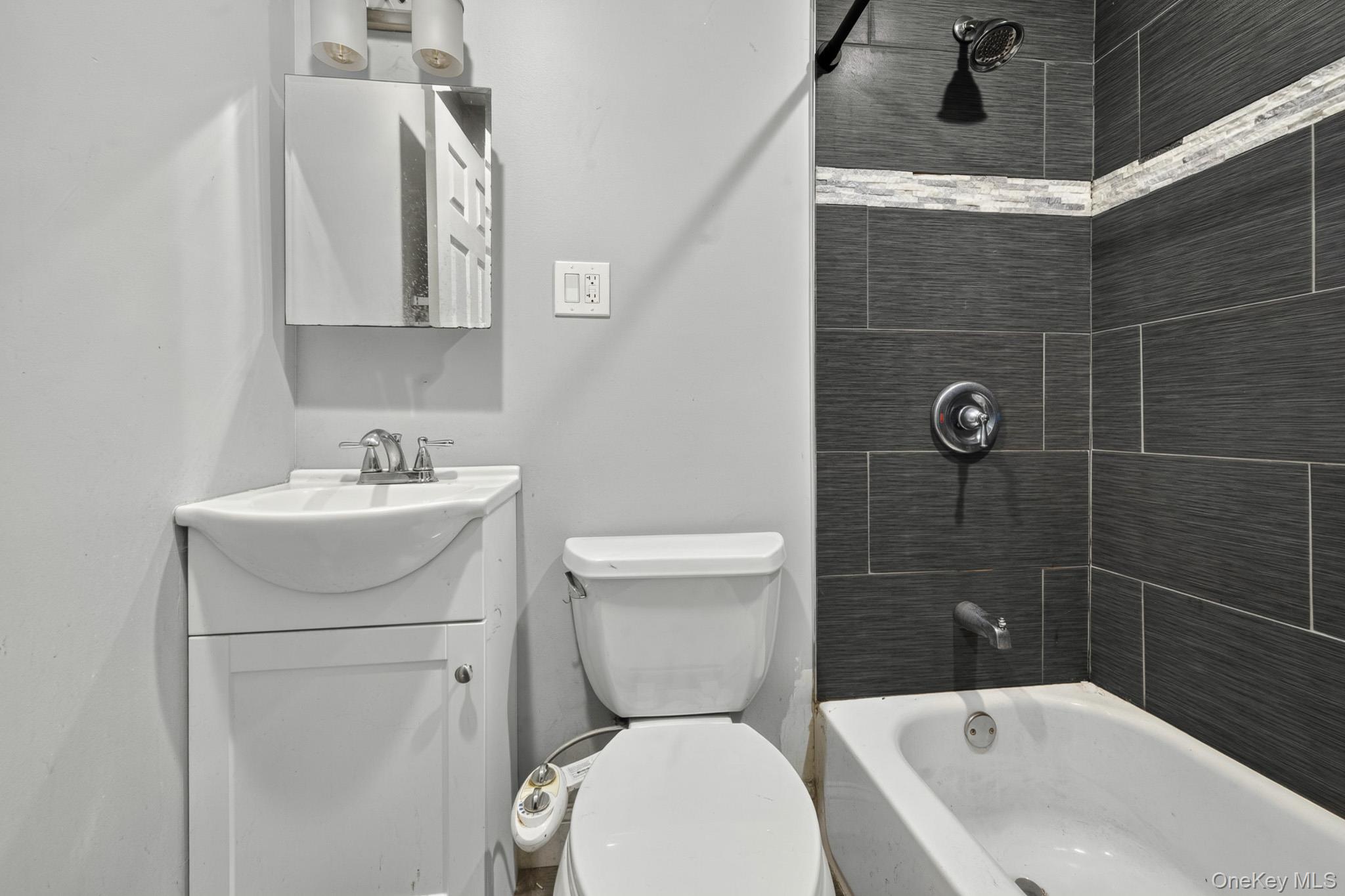 864 Fort Salonga Road – For Sale photo 28