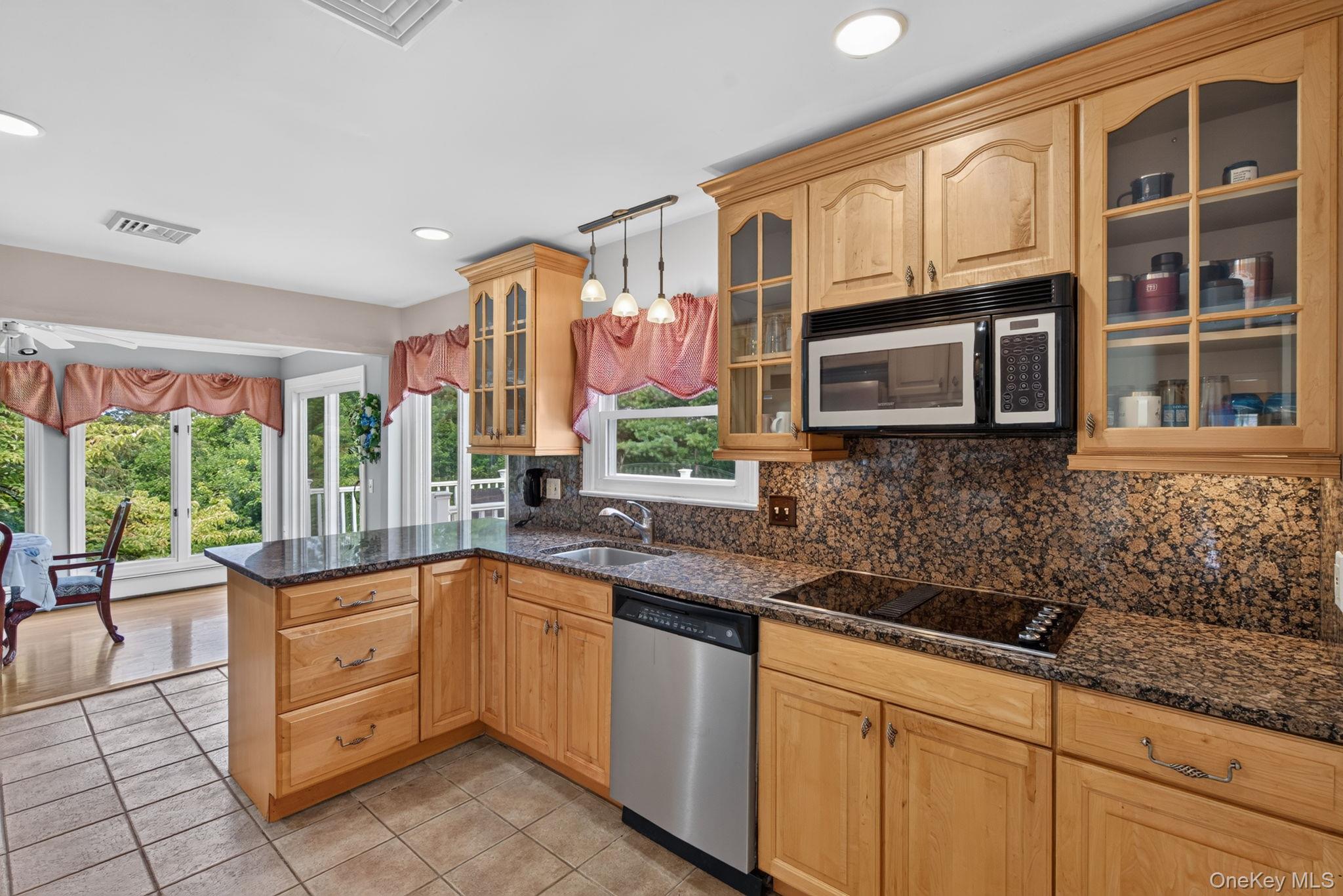 158 High Meadows Road – For Sale photo 3