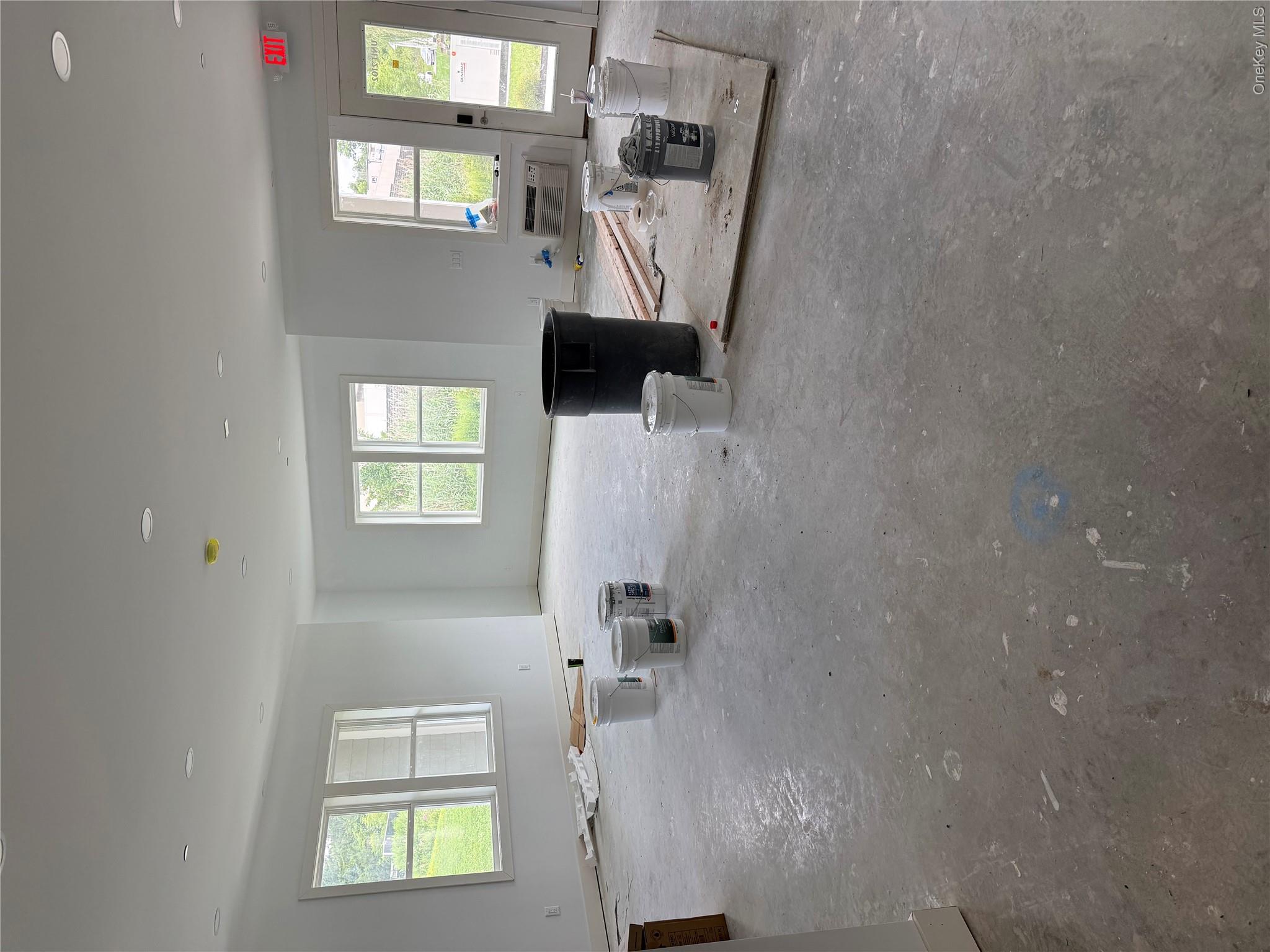 124 S Main Street – For Rent photo 3