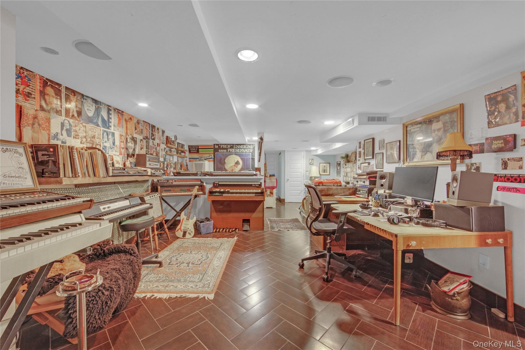 700 Dekalb Avenue – For Sale photo 23