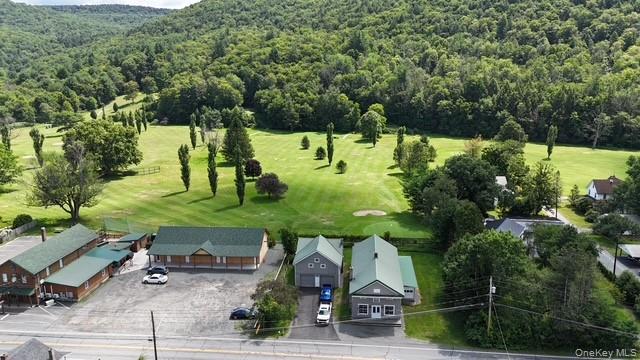 174 Rockland Road – For Sale