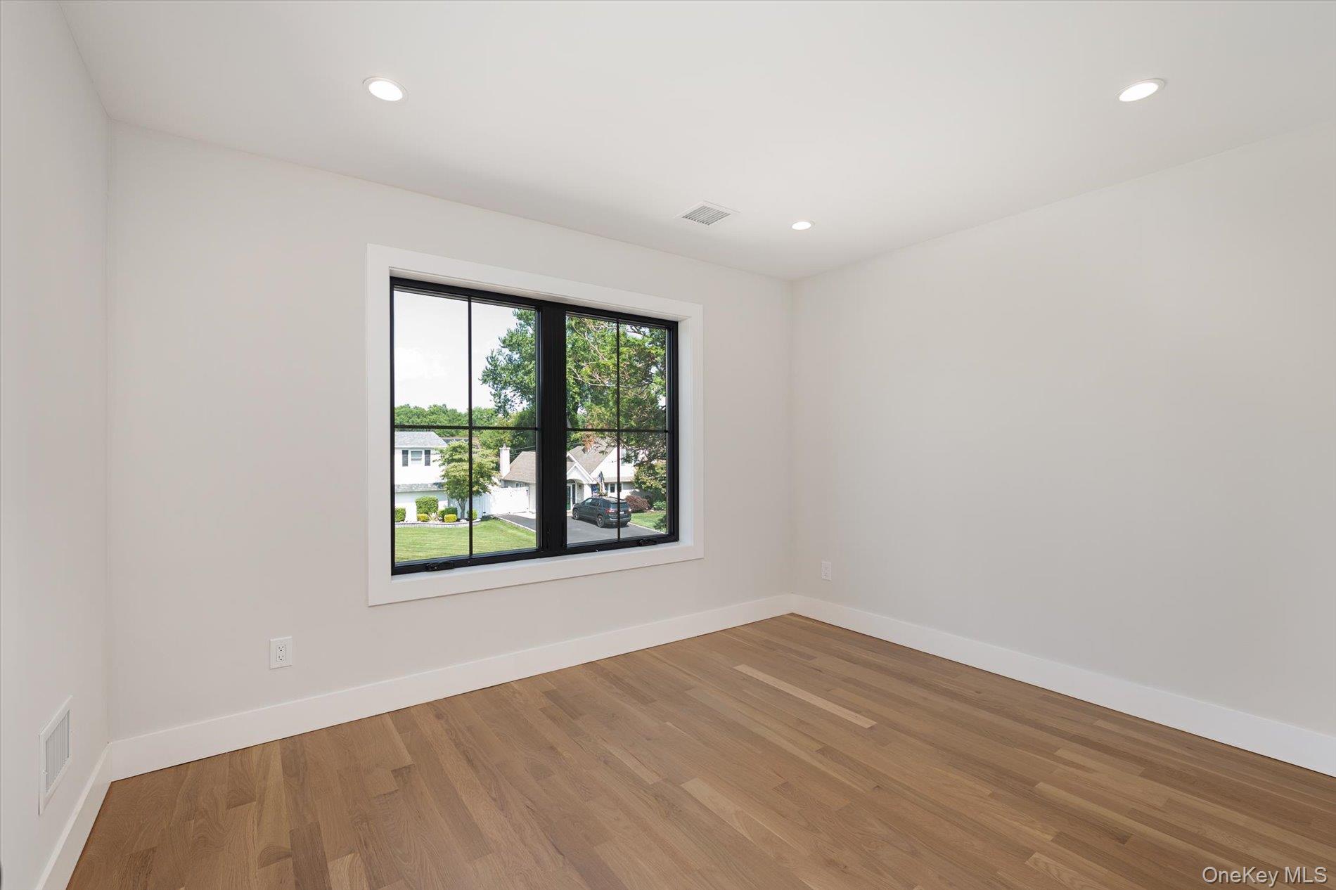 11 Forest Lane – For Sale photo 25