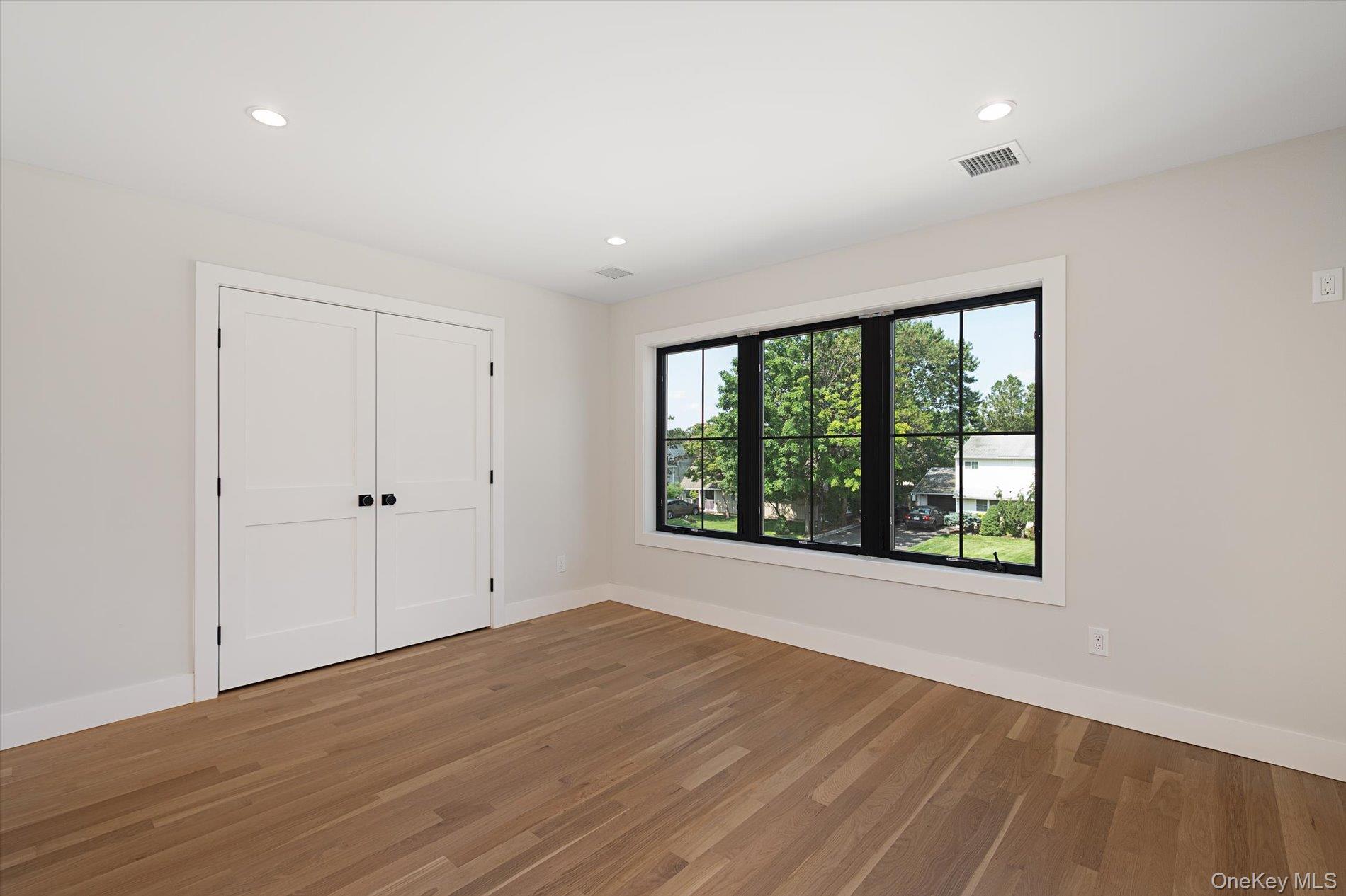 11 Forest Lane – For Sale photo 24
