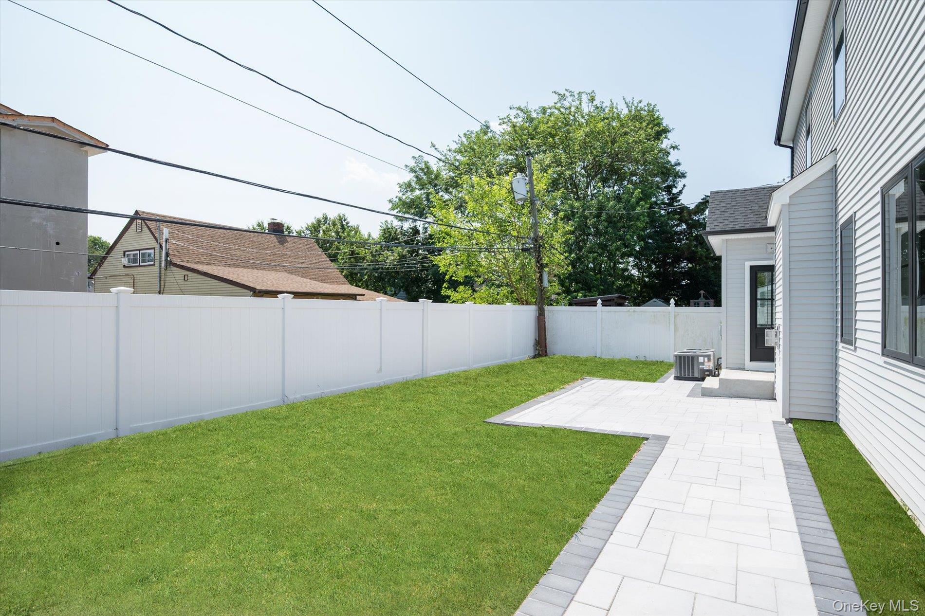 11 Forest Lane – For Sale photo 34