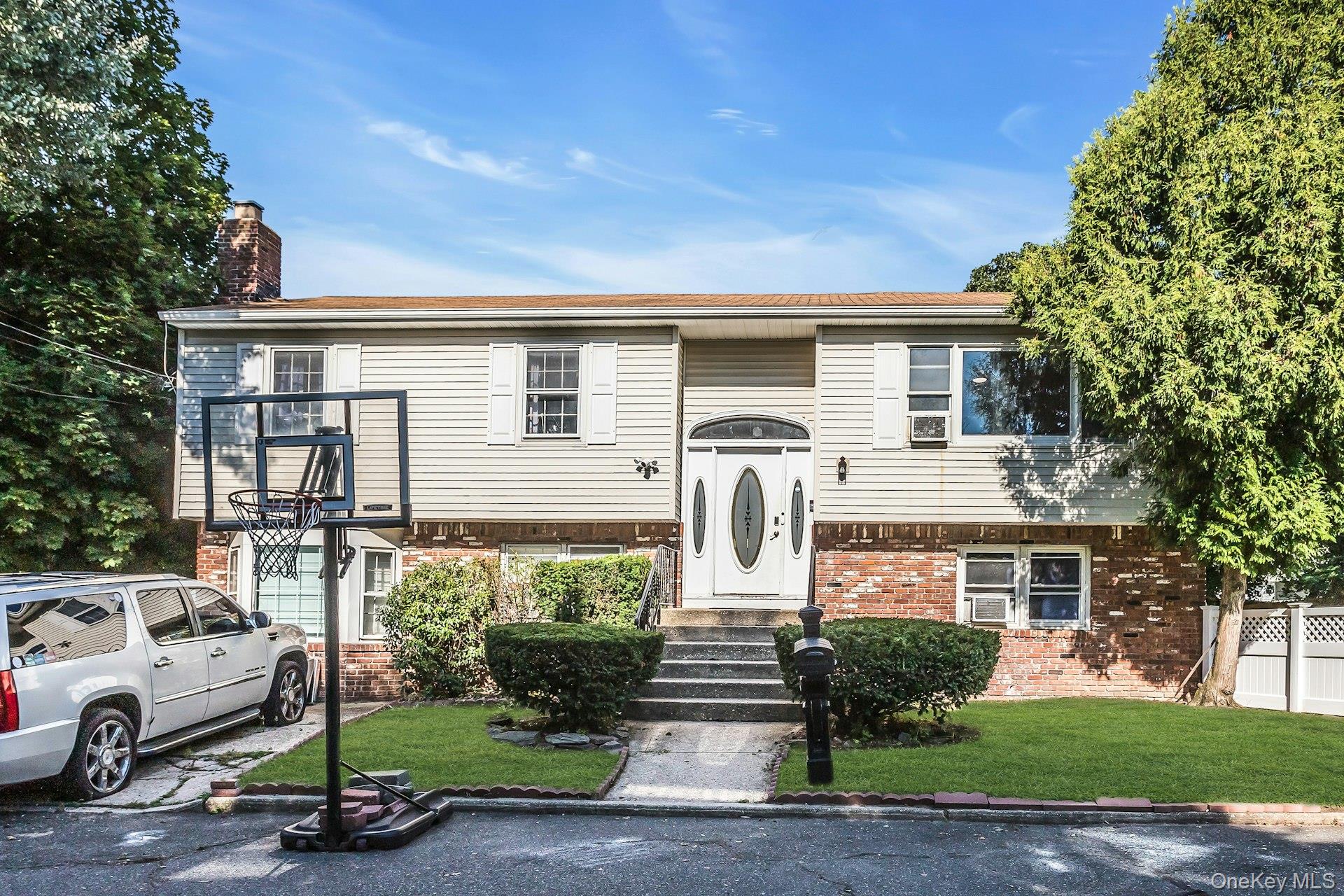 1 Karen Court – For Sale