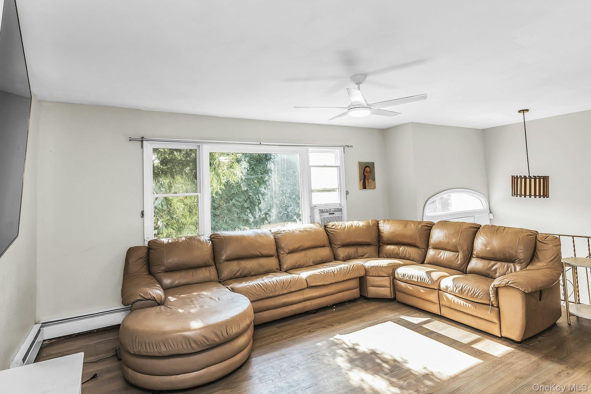 1 Karen Court – For Sale photo 3