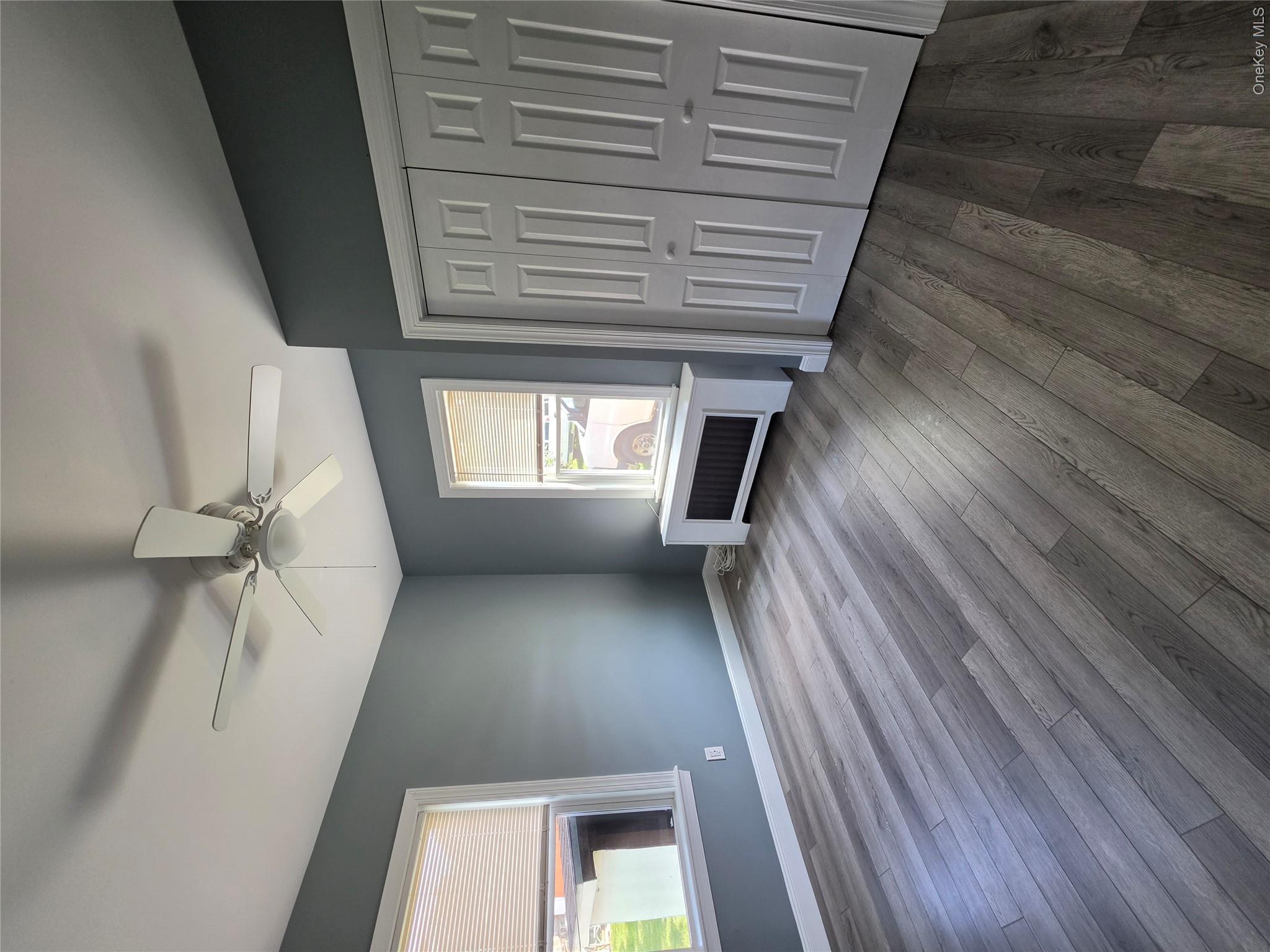 11 White Plains Avenue, Unit 1E photo 8