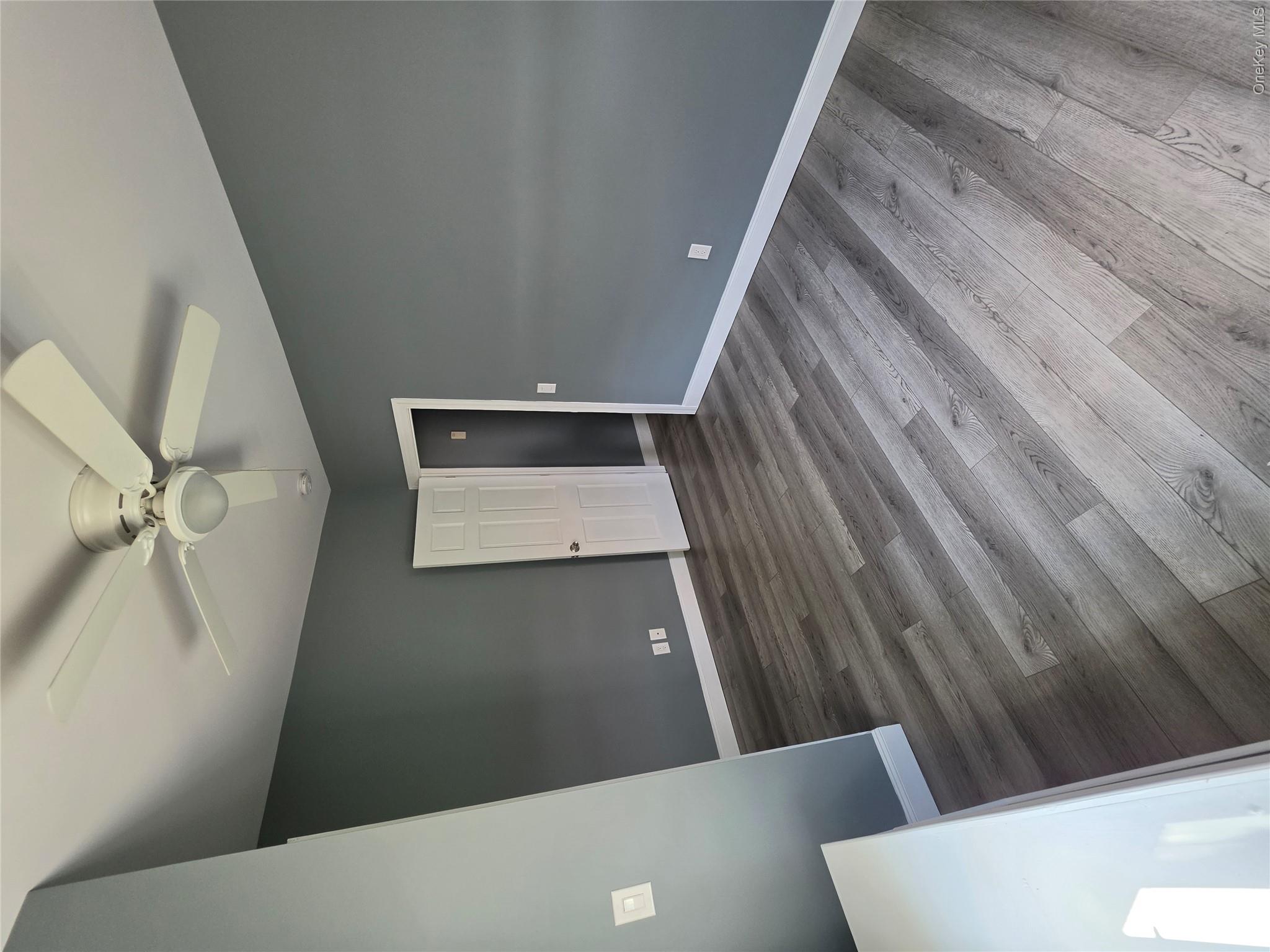 11 White Plains Avenue, Unit 1E photo 9