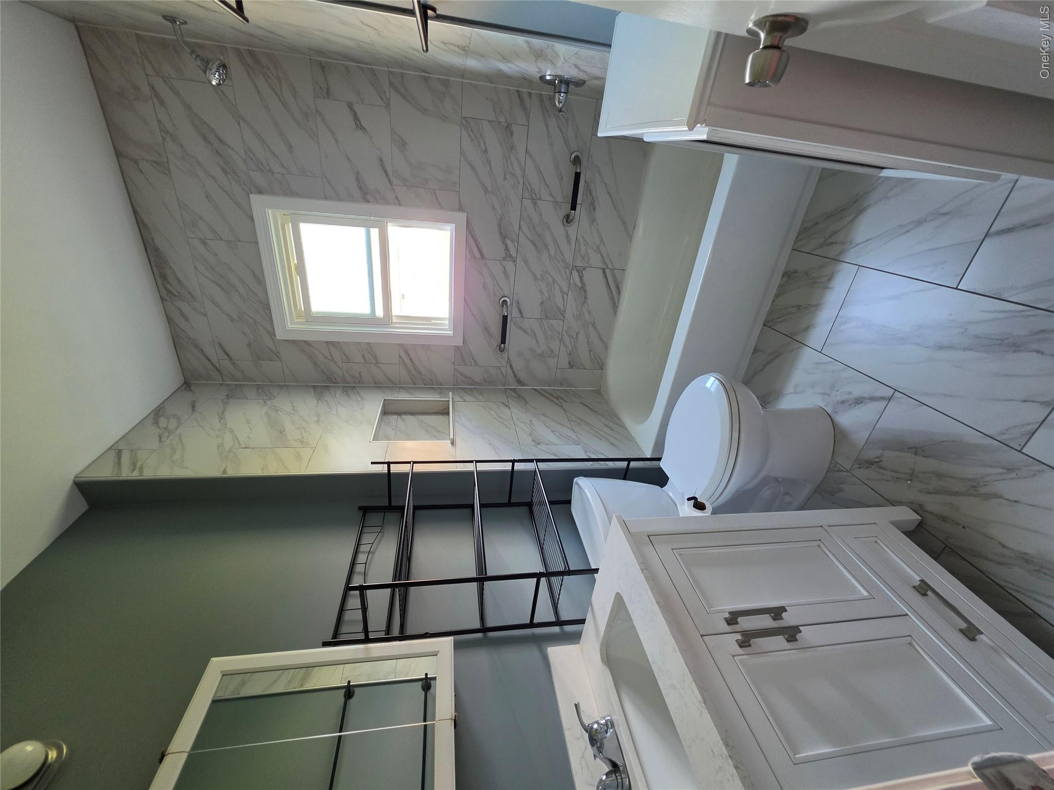 11 White Plains Avenue, Unit 1E photo 11